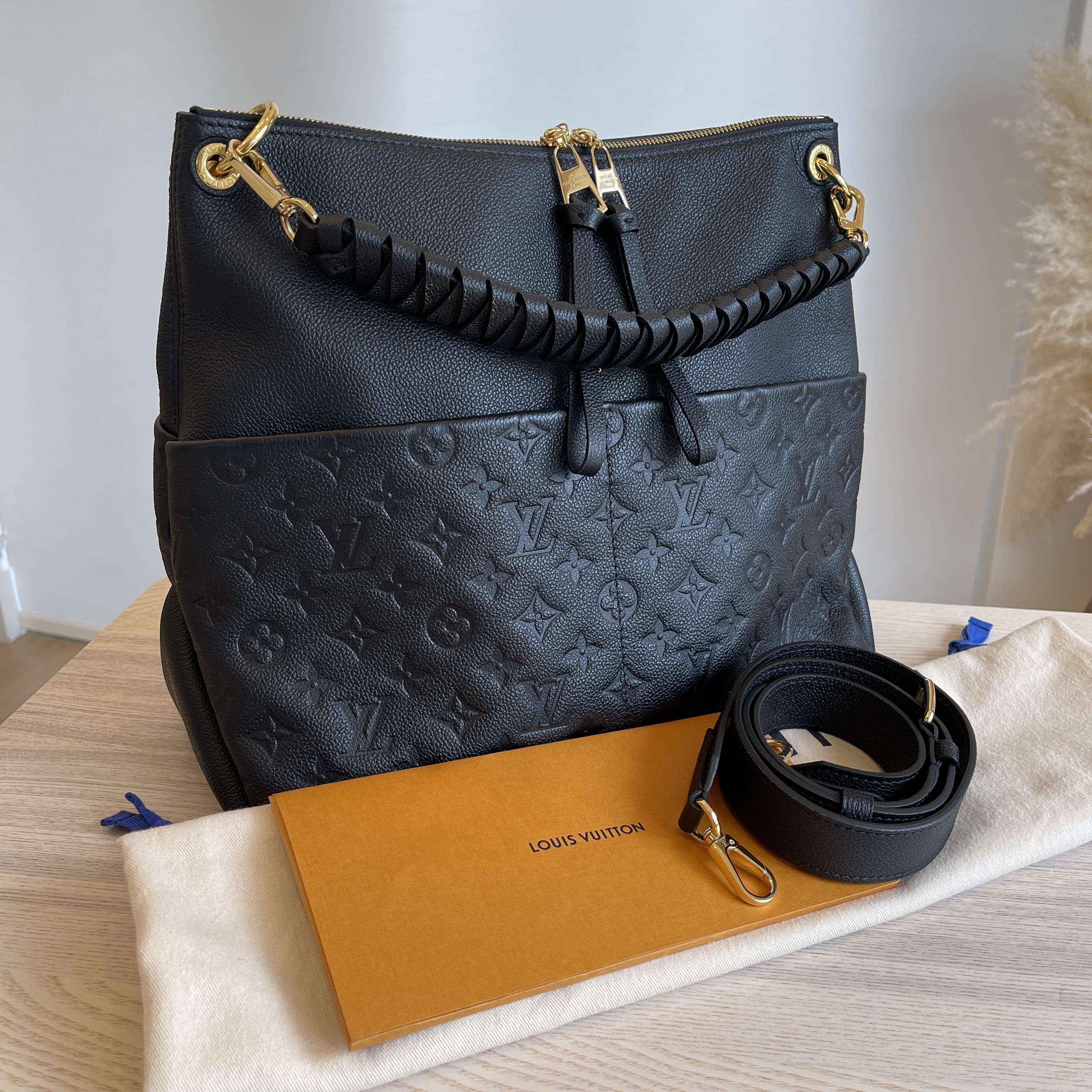 Louis Vuitton Black Empreinte Maida Hobo