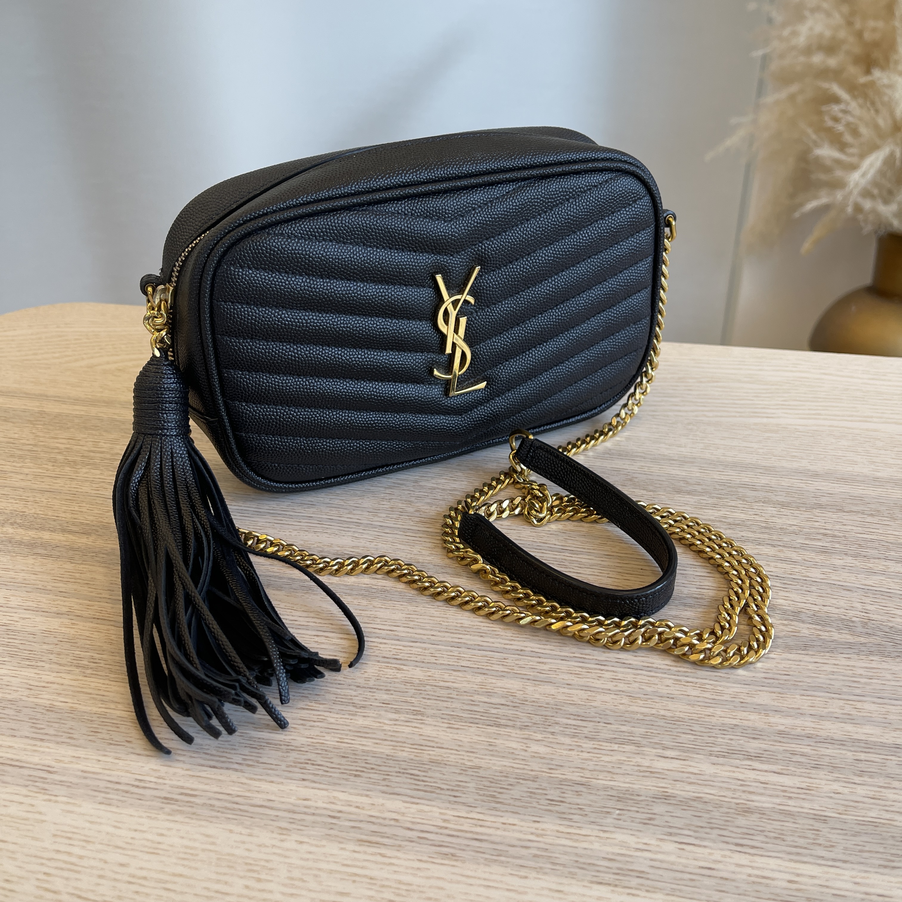 ysl mini lou black