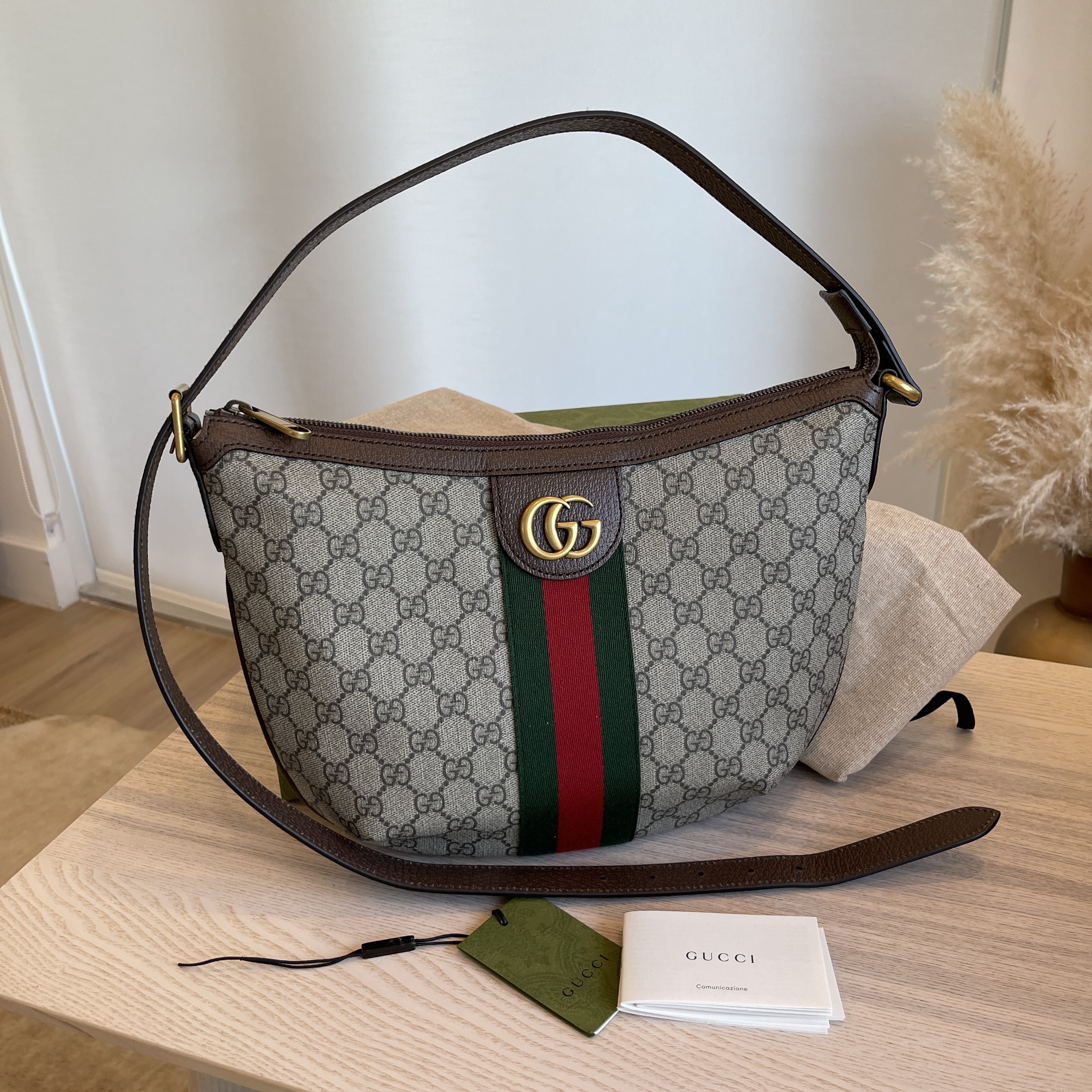 Shoulder bag supreme retail hot sale