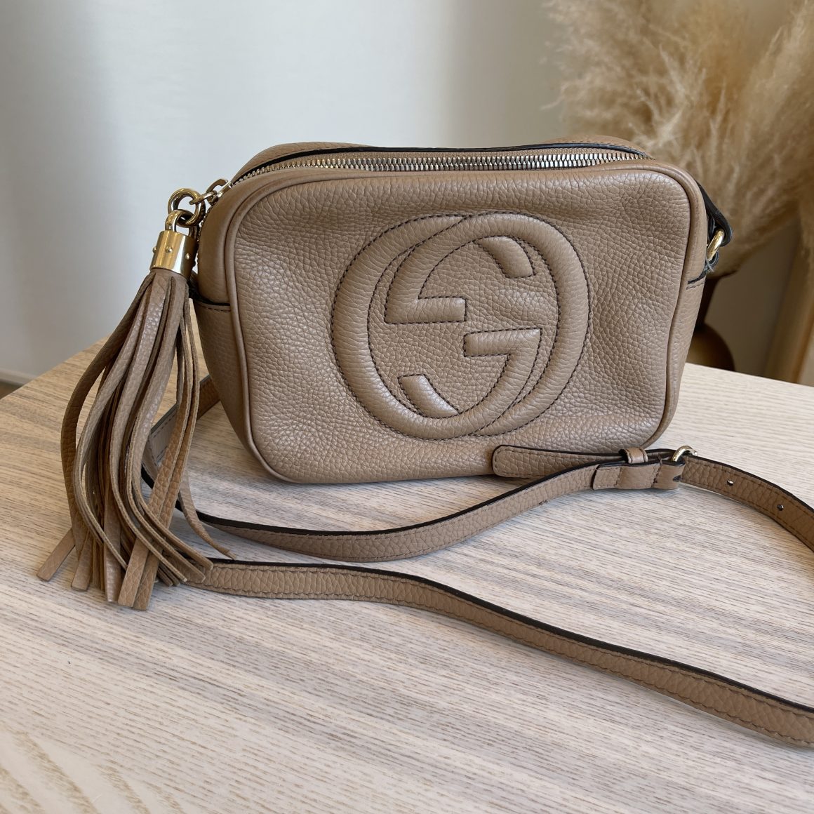 Gucci soho hotsell disco bag gold