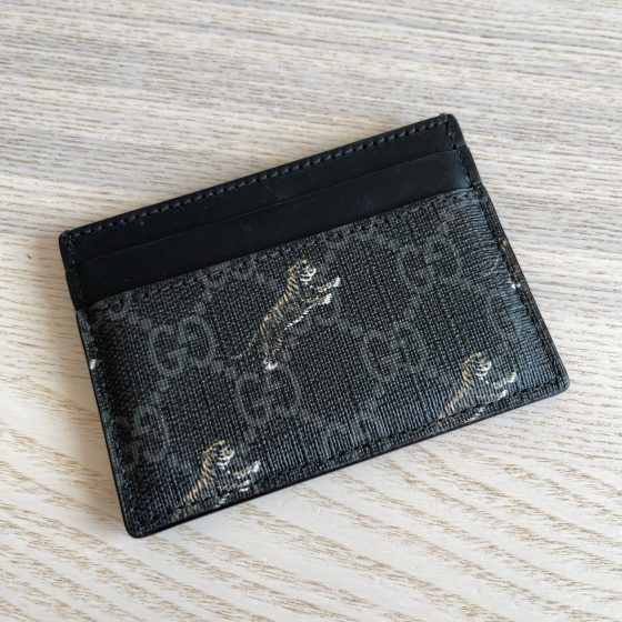 Gucci Men's Black GG Card Case With Tiger Print