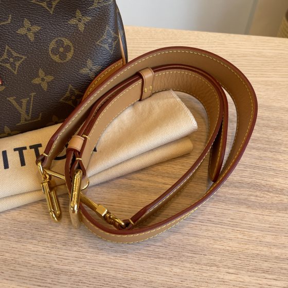 Louis Vuitton Monogram Odeon PM Vachetta