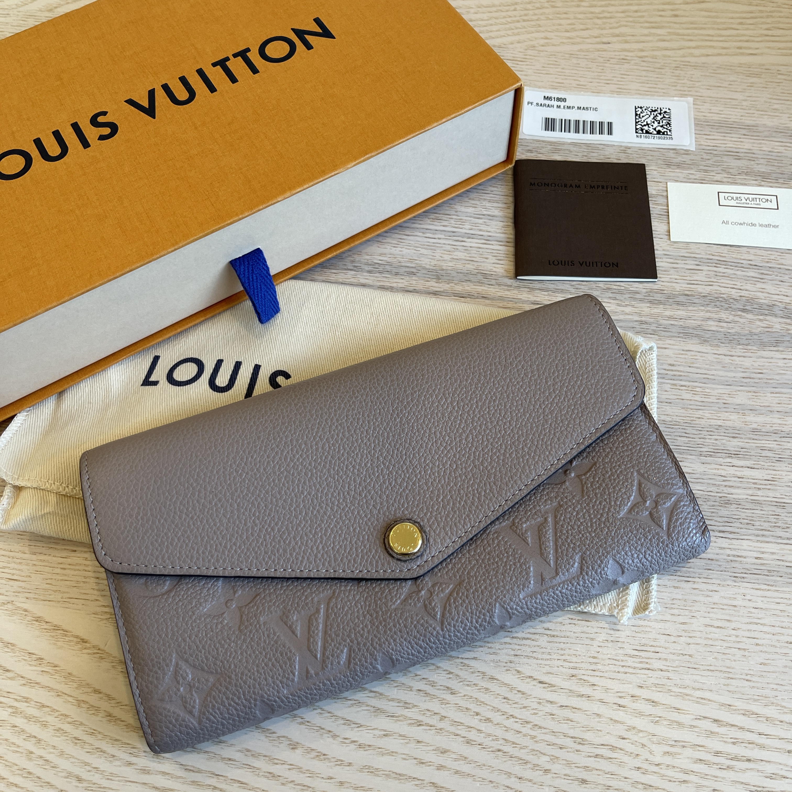 Louis Vuitton Monogram Empreinte Sarah Wallet