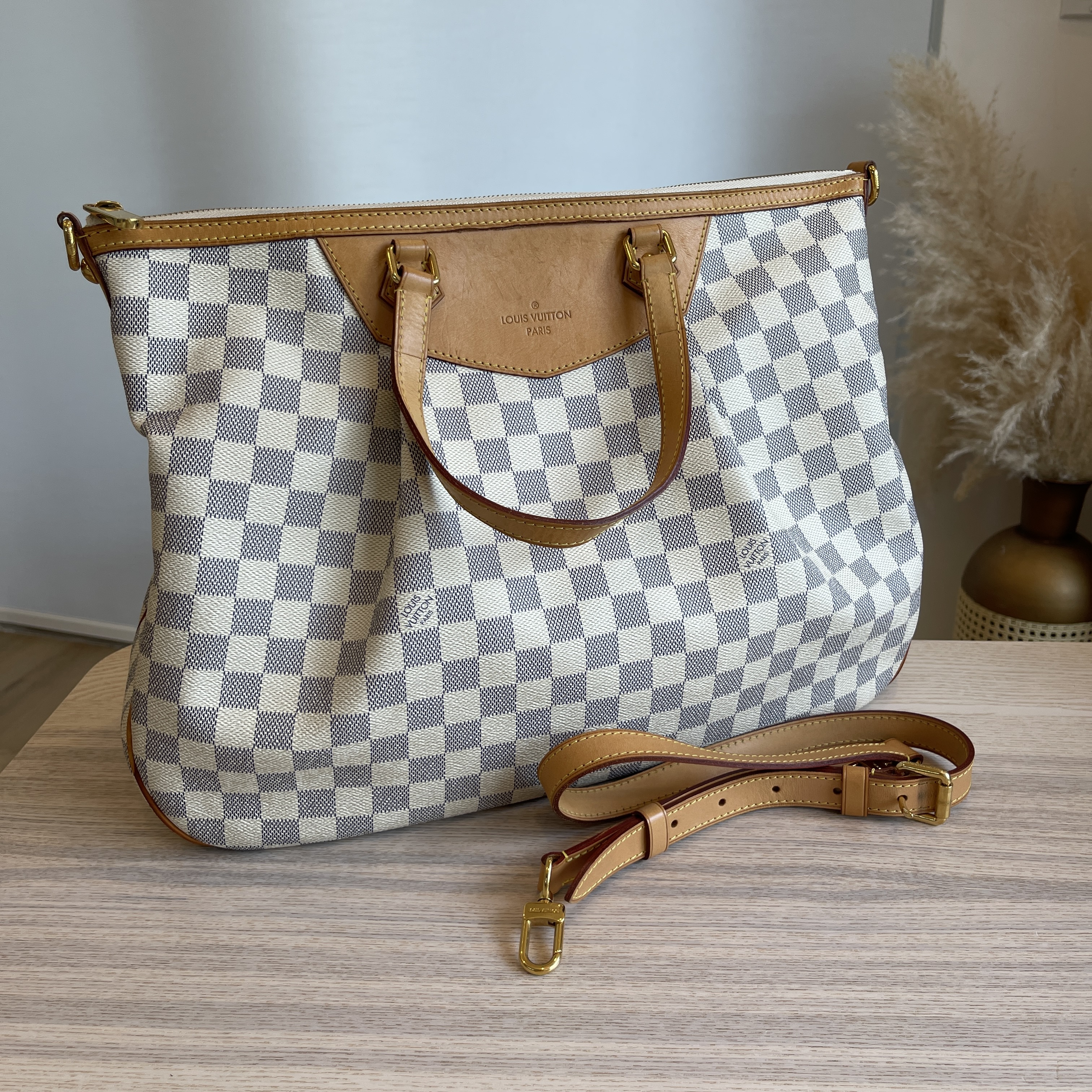 LOUIS VUITTON Siracusa GM Damier Azur Shoulder Handbag