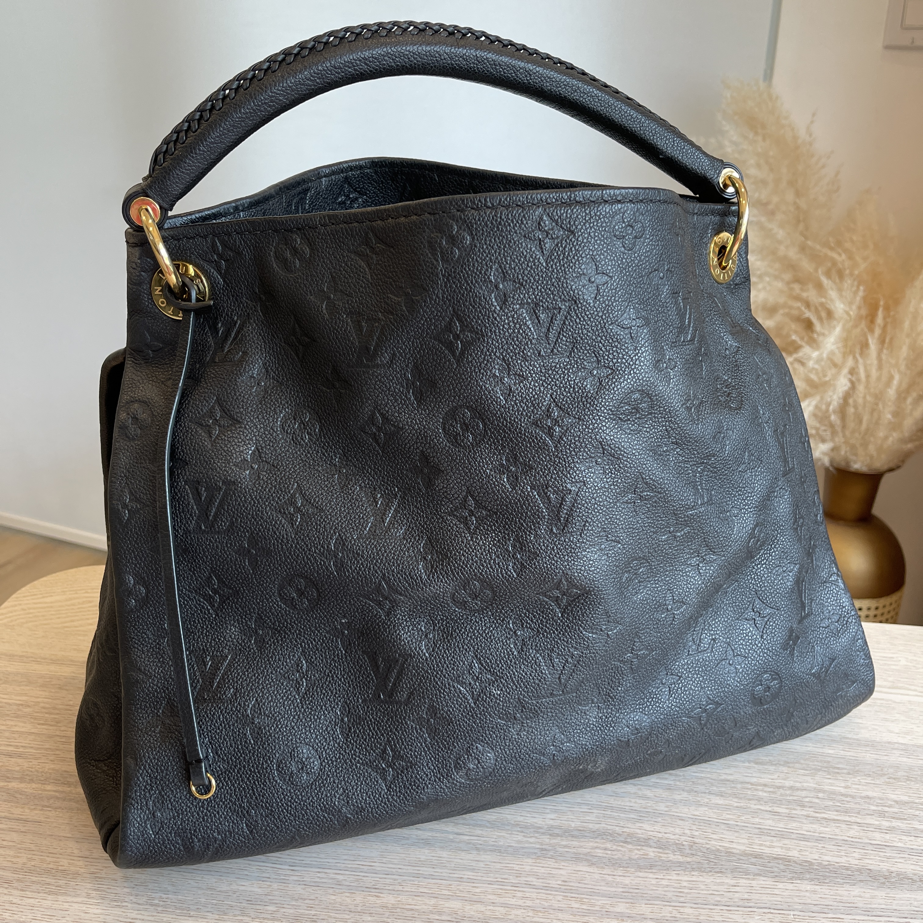 Louis Vuitton Artsy MM Empreinte Black