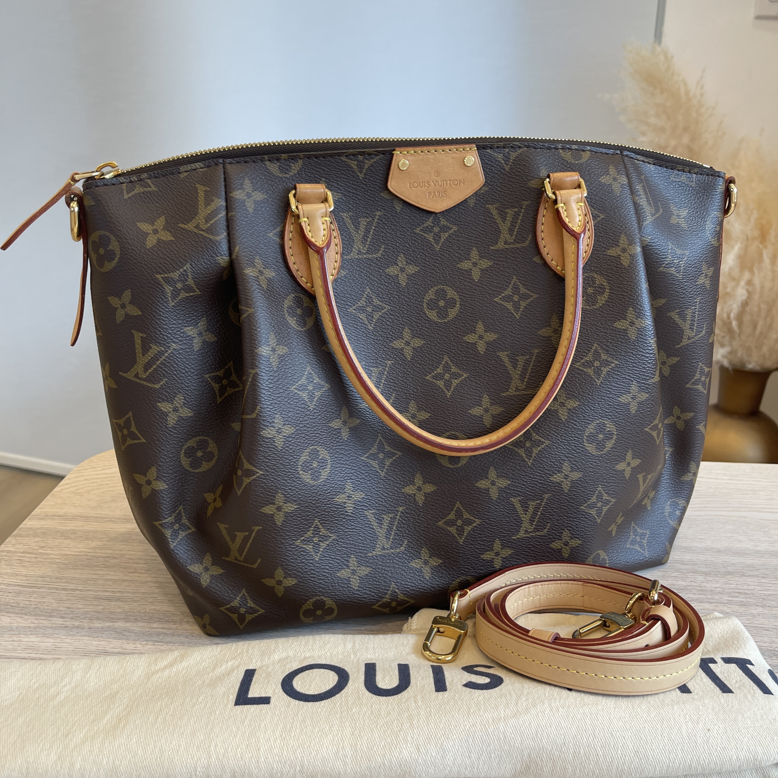 Louis vuitton monogram turenne hotsell mm