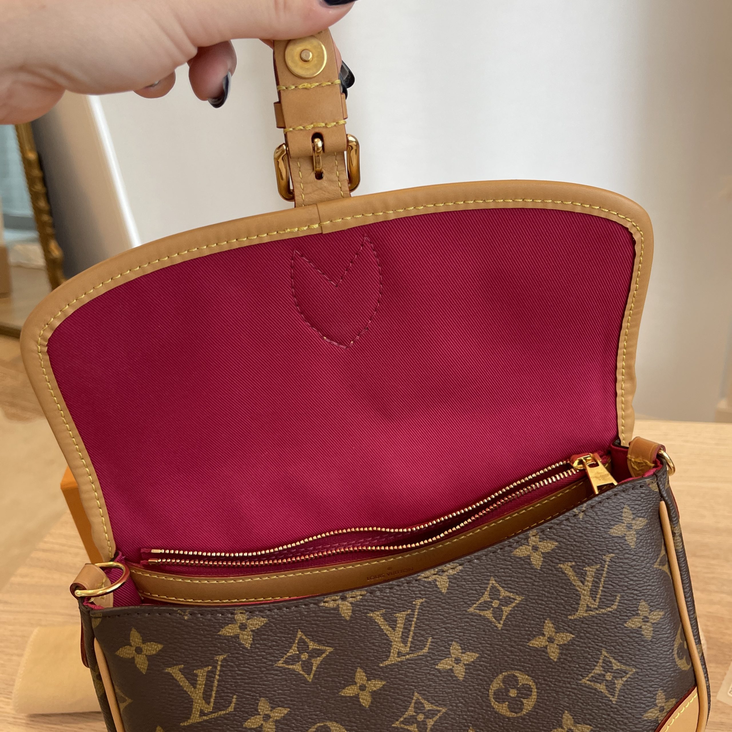 Louis Vuitton Diane, Pink