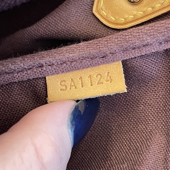 Louis Vuitton Monogram Favorite MM