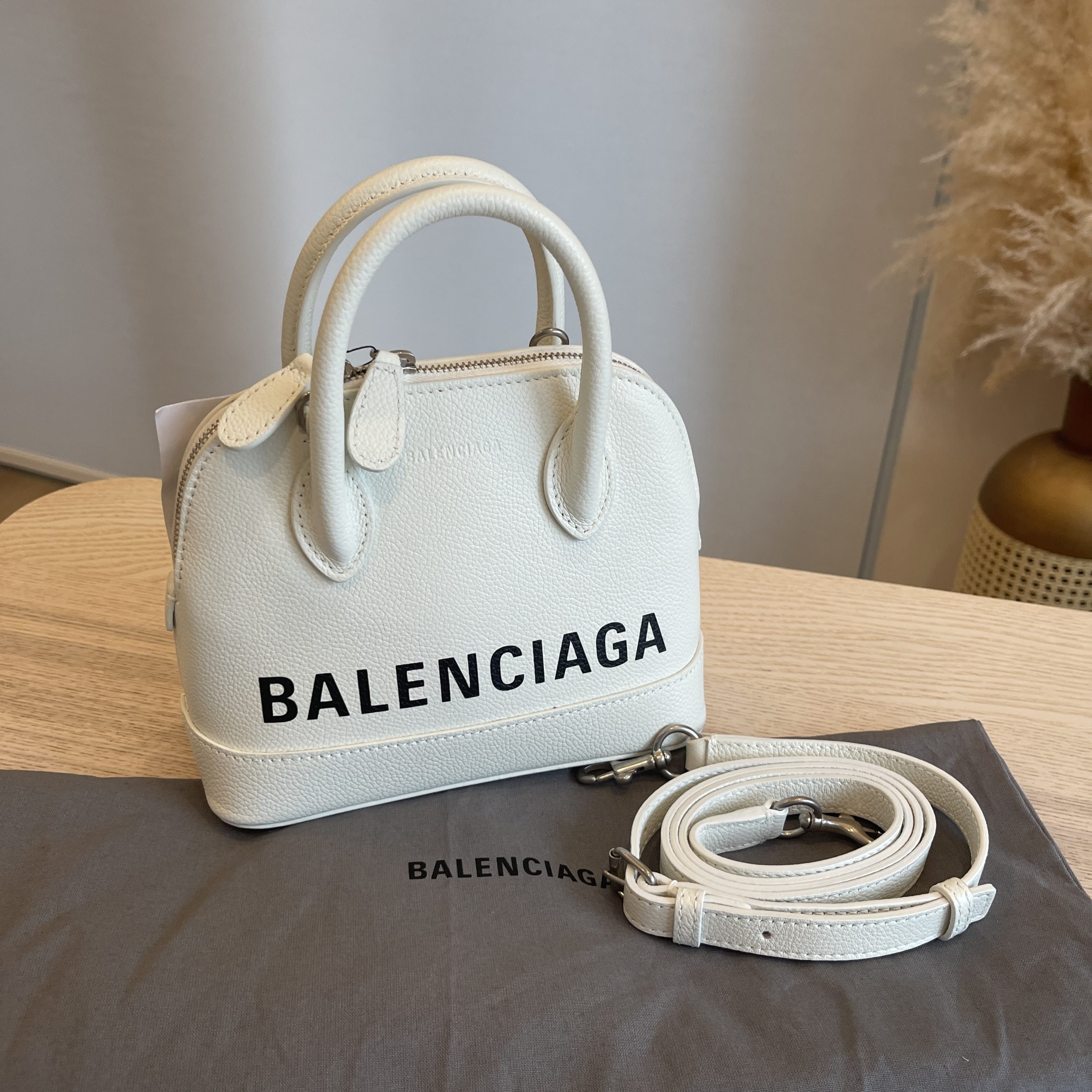 Balenciaga Ville Xxs AJ White Tote Bag