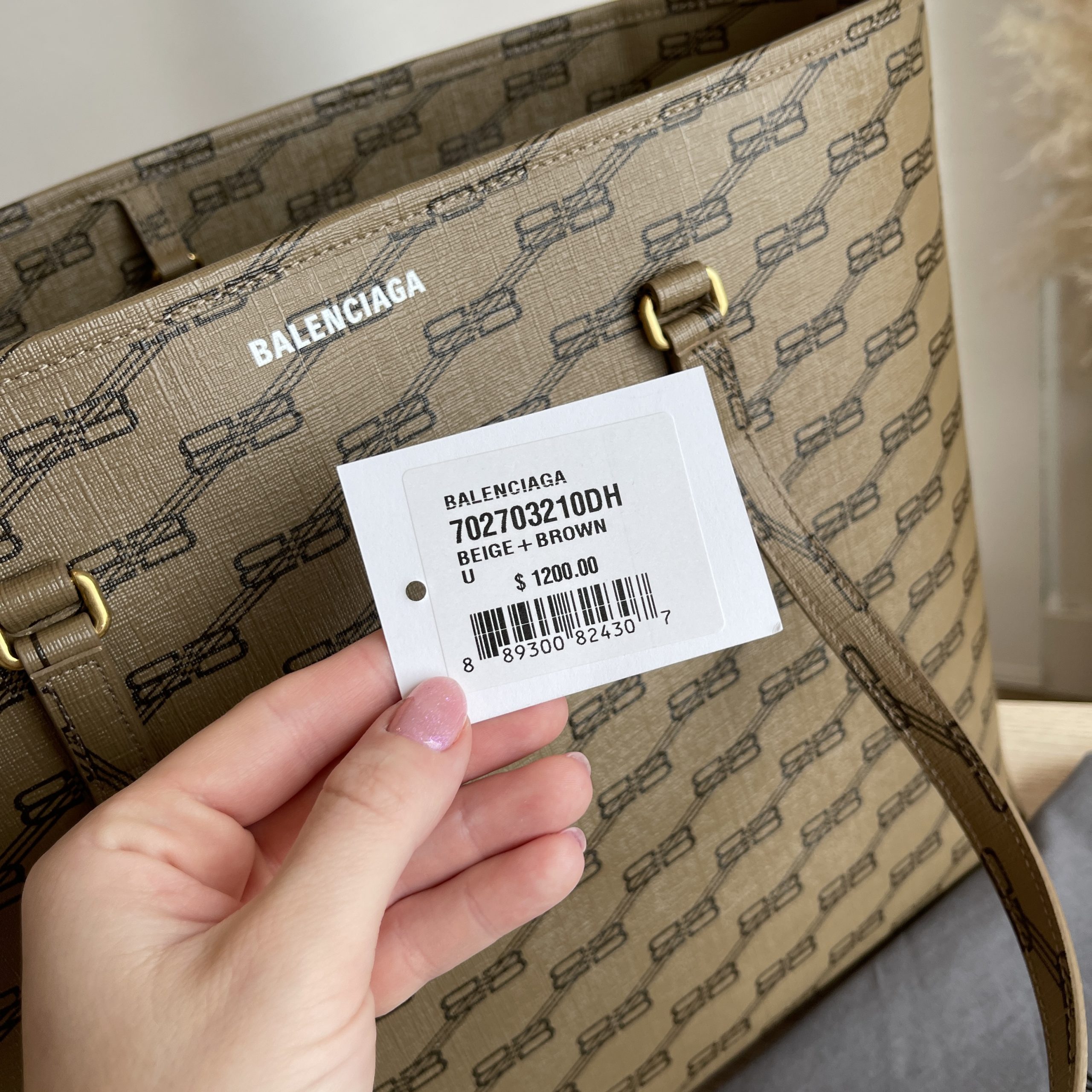 Balenciaga signature medium east-west shopper bag bb monogram coated canvas  in beige-Via Manzoni