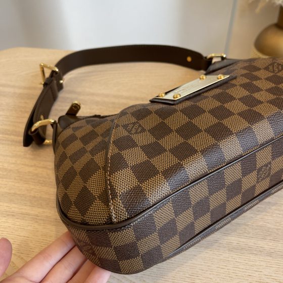 Louis Vuitton Damier Ebene Thames PM Shoulder Bag (SHF-18905) – LuxeDH