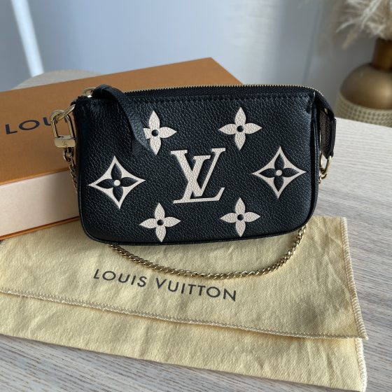 Louis Vuitton Empreinte Monogram Giant Mini Pochette Accessories Black