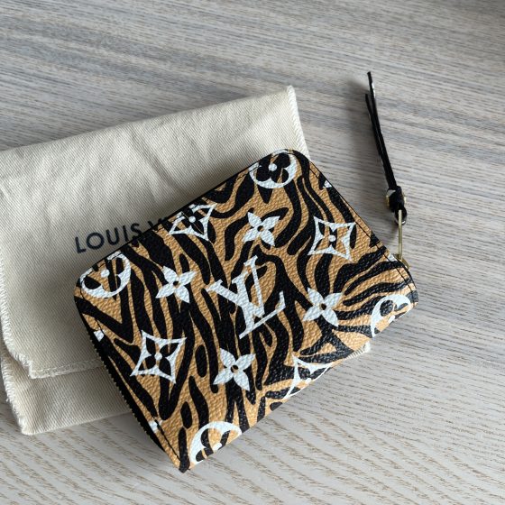 Louis Vuitton Jungle Zippy Coin Purse Black