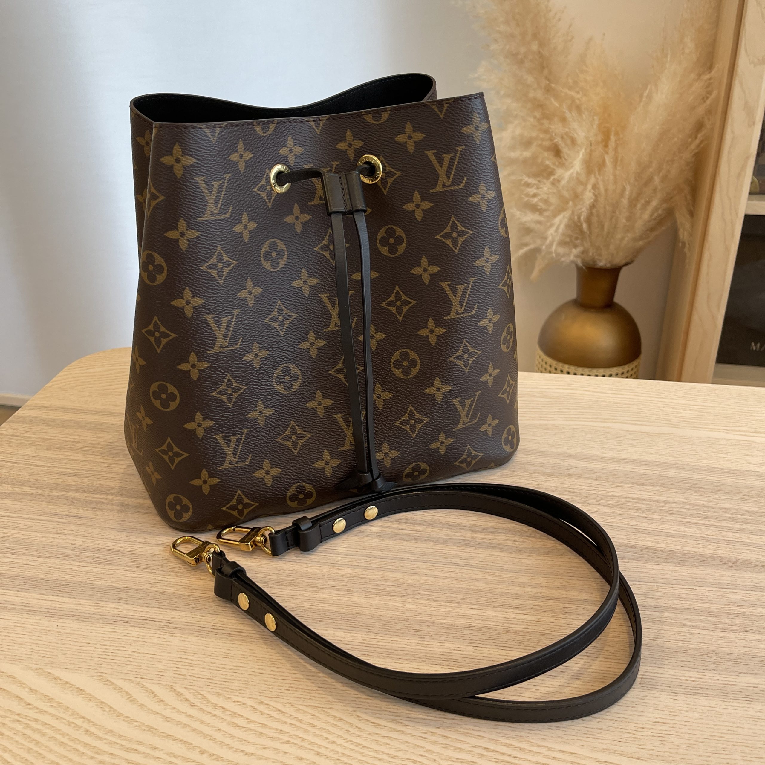 Louis Vuitton Monogram One Handle MM Noir 