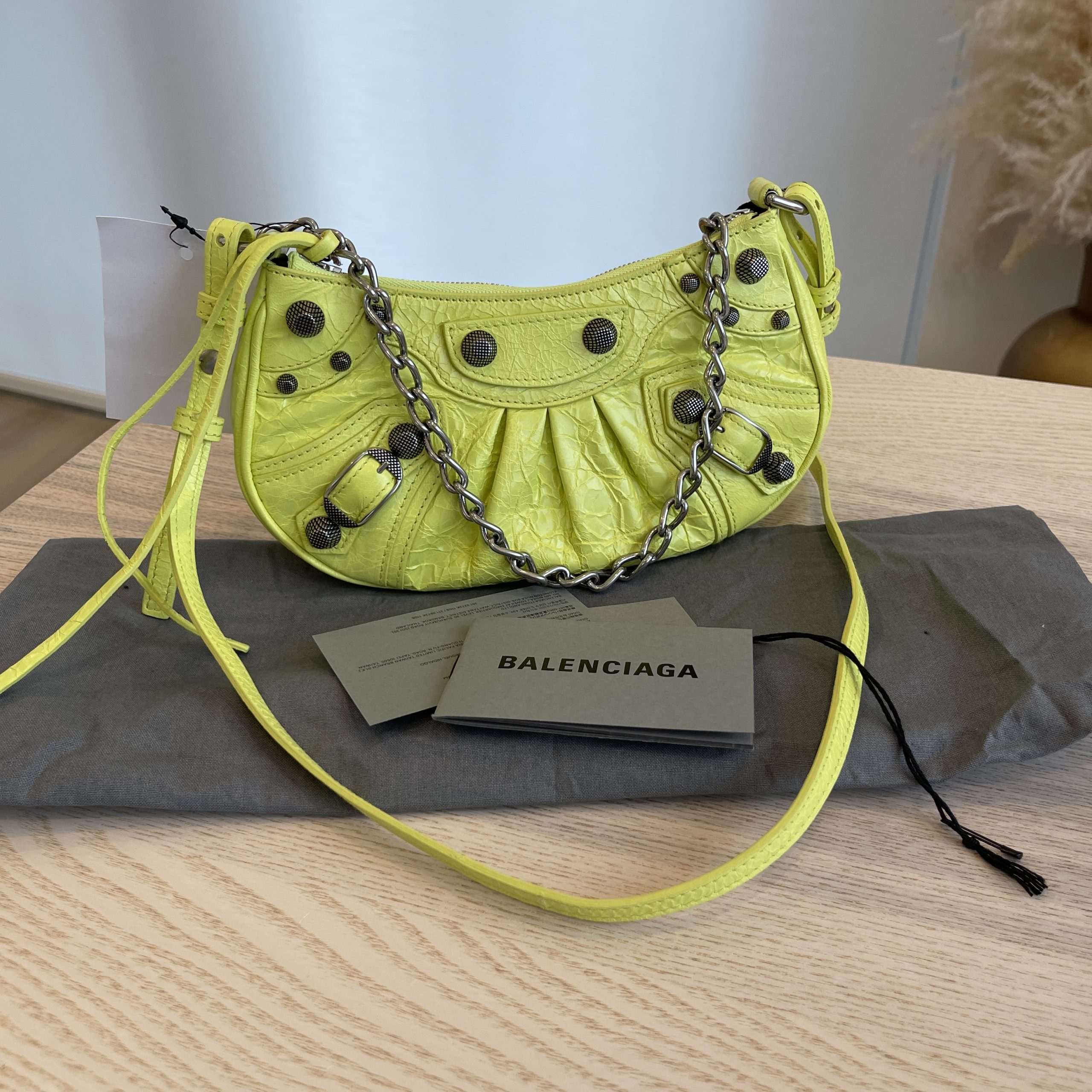 Karakter Konklusion Pastor Balenciaga Agneau Le Cagole Mini Purse Lime