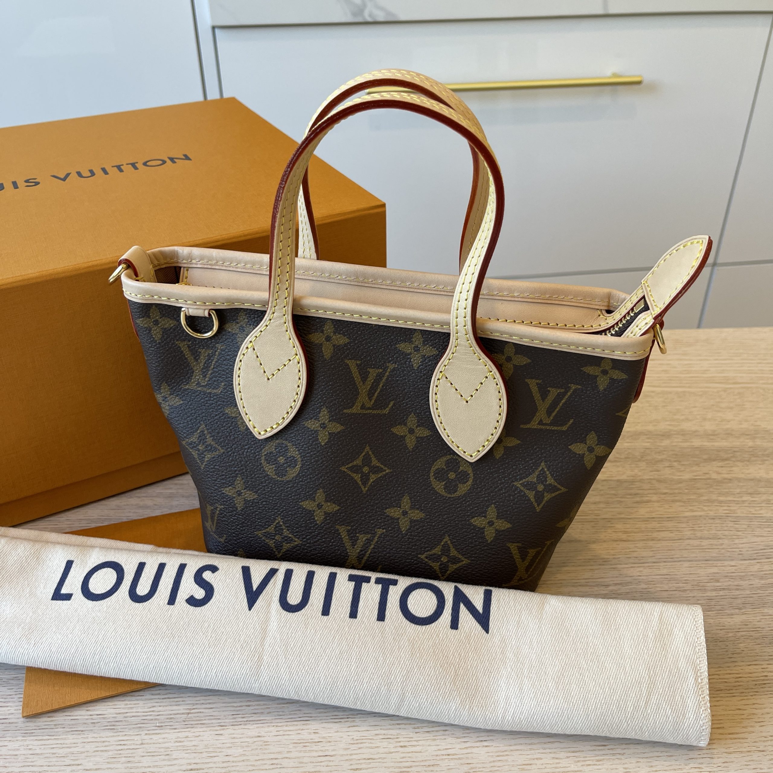 SOLD Brand new in dust bag Louis Vuitton Monogram Neverfull MM