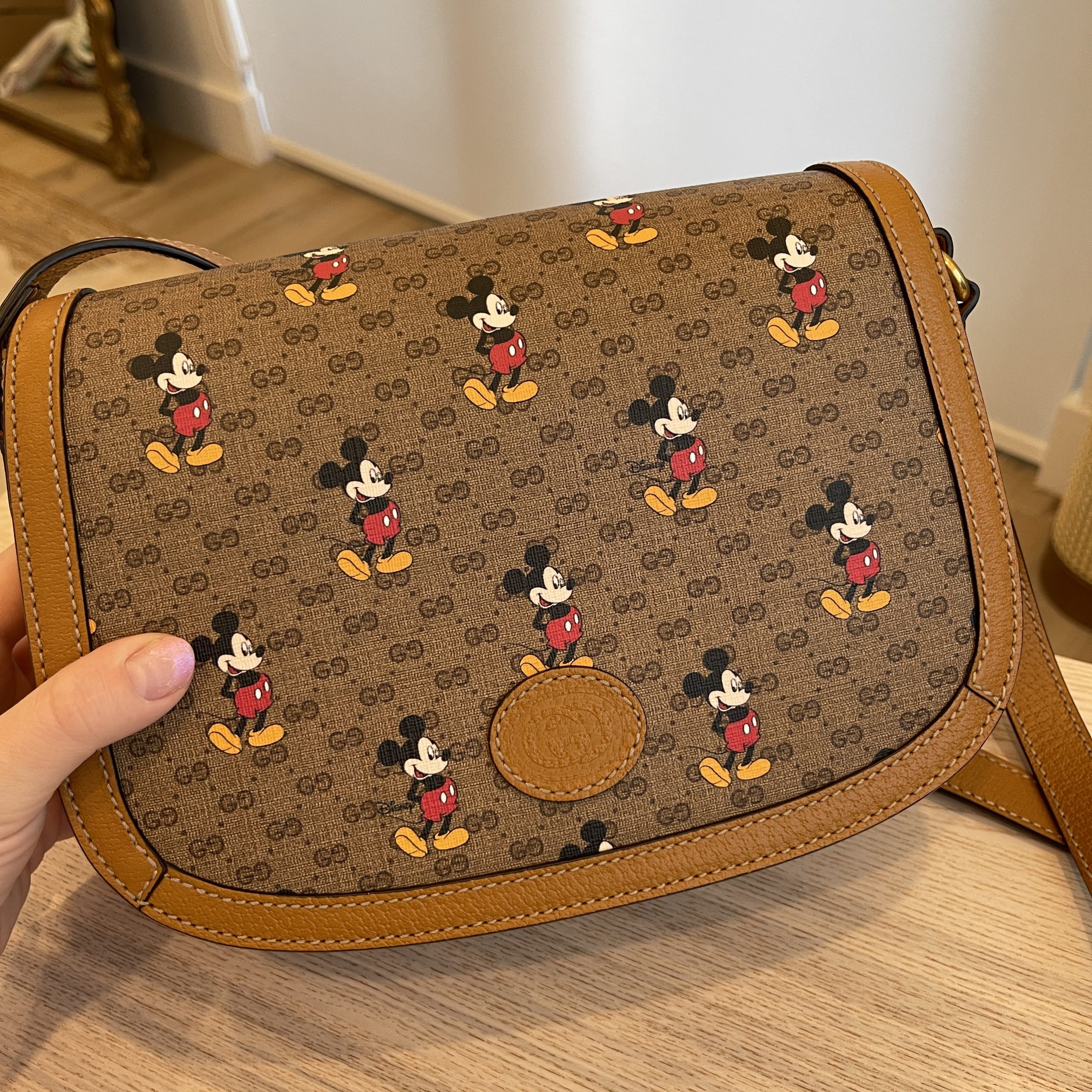 Gucci x Disney Shoulder Bag Mini GG Supreme Mickey Mouse Small Beige in  Coated Canvas/Leather with Antique Gold-tone - US