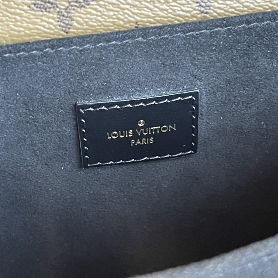 Louis Vuitton Reverse Monogram Pochette Metis