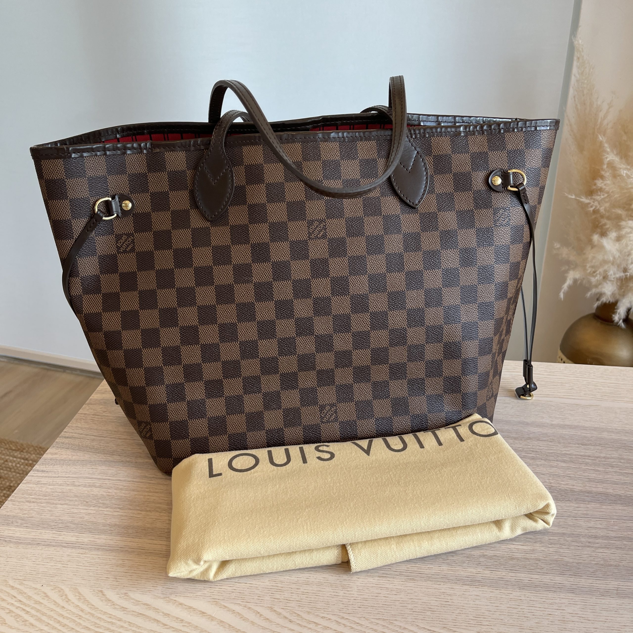 Louis Vuitton Damier Ebene Neverfull MM in 2023