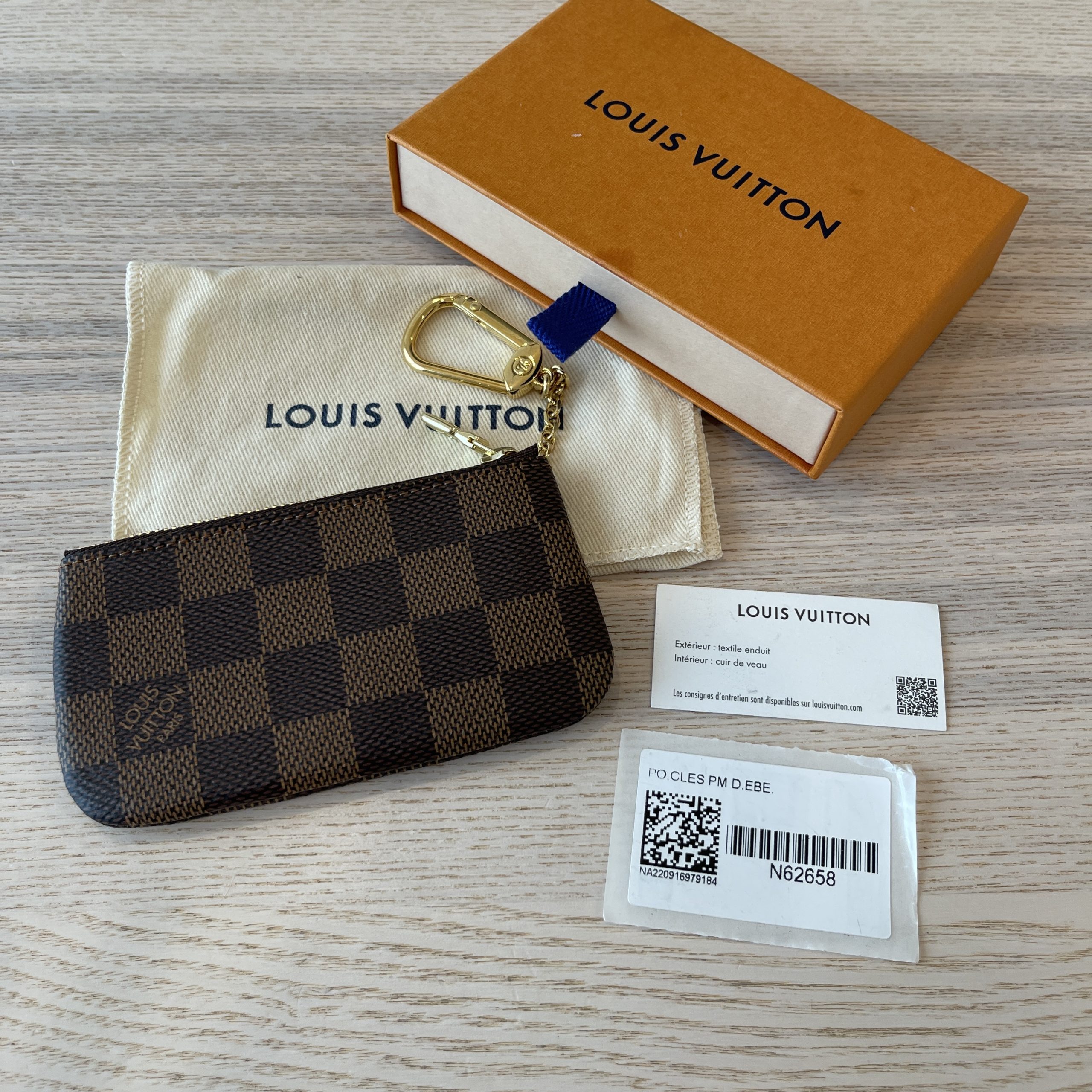 Louis Vuitton Damier Ebene Key Pouch Cles