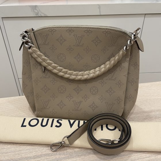 Louis Vuitton Mahina Babylone Chain BB Galet
