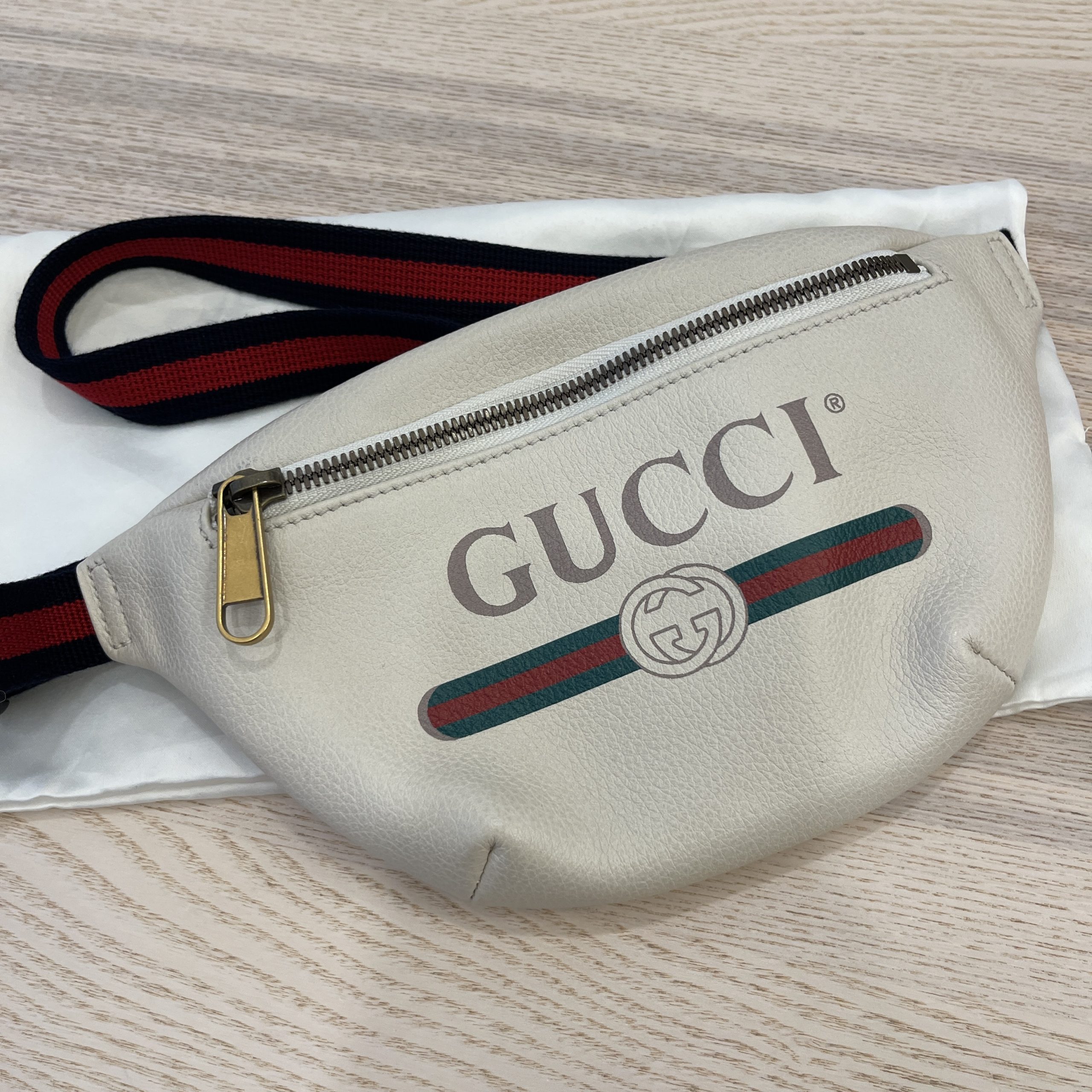 Authentic Gucci Belt Bag with dust bag