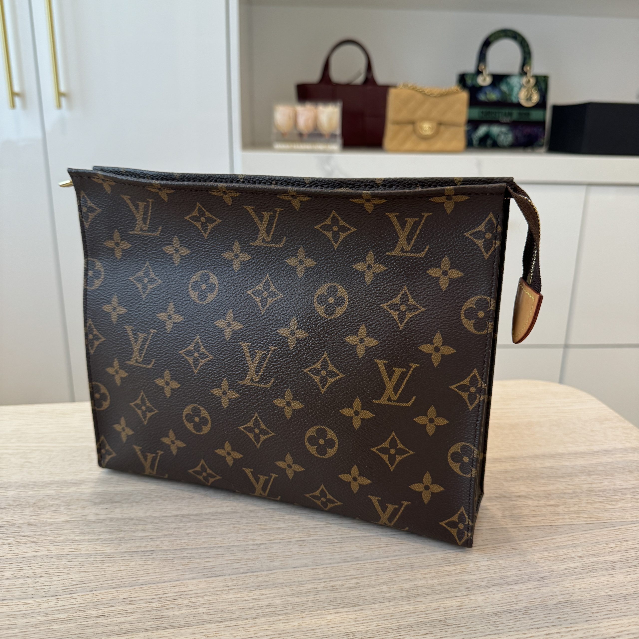 Louis Vuitton Louis Vuitton Toiletry 26 In Monogram Canvas