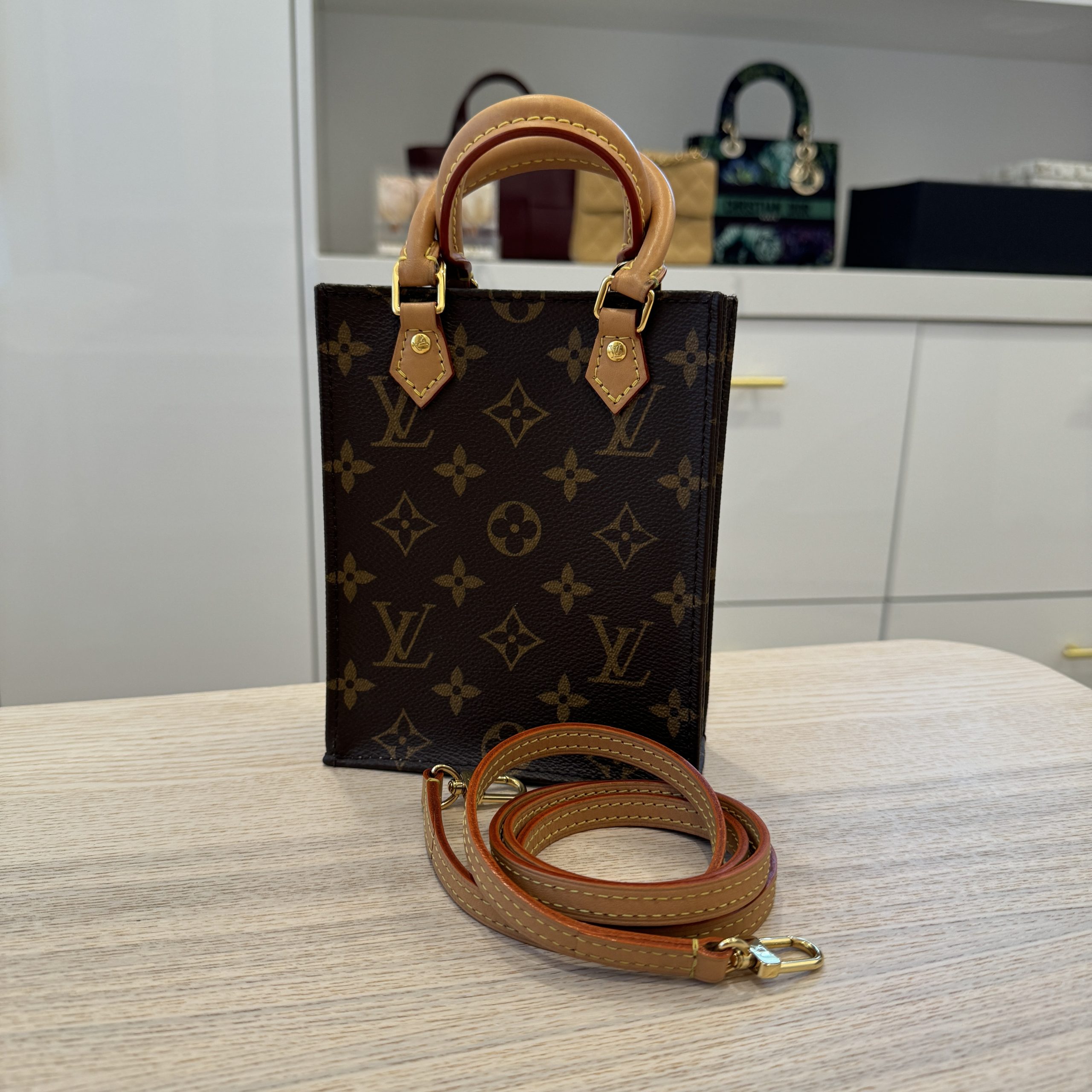 Louis-Vuitton-Monogram-Petit-Sac-Plat-Shoulder-Bag-Hand-Bag-M69442