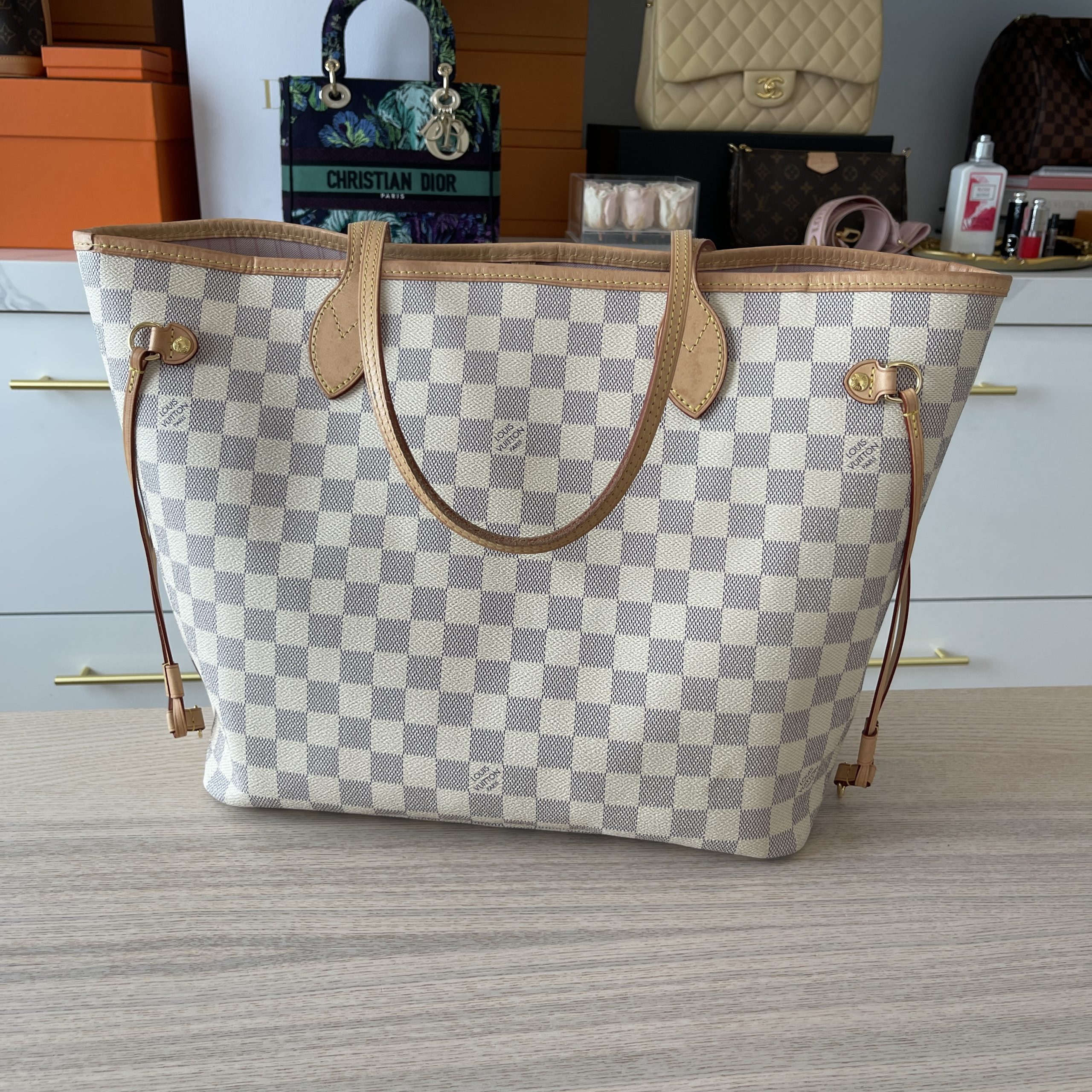 Louis Vuitton Neverfull MM Azur with Rose Ballerine Interior - A