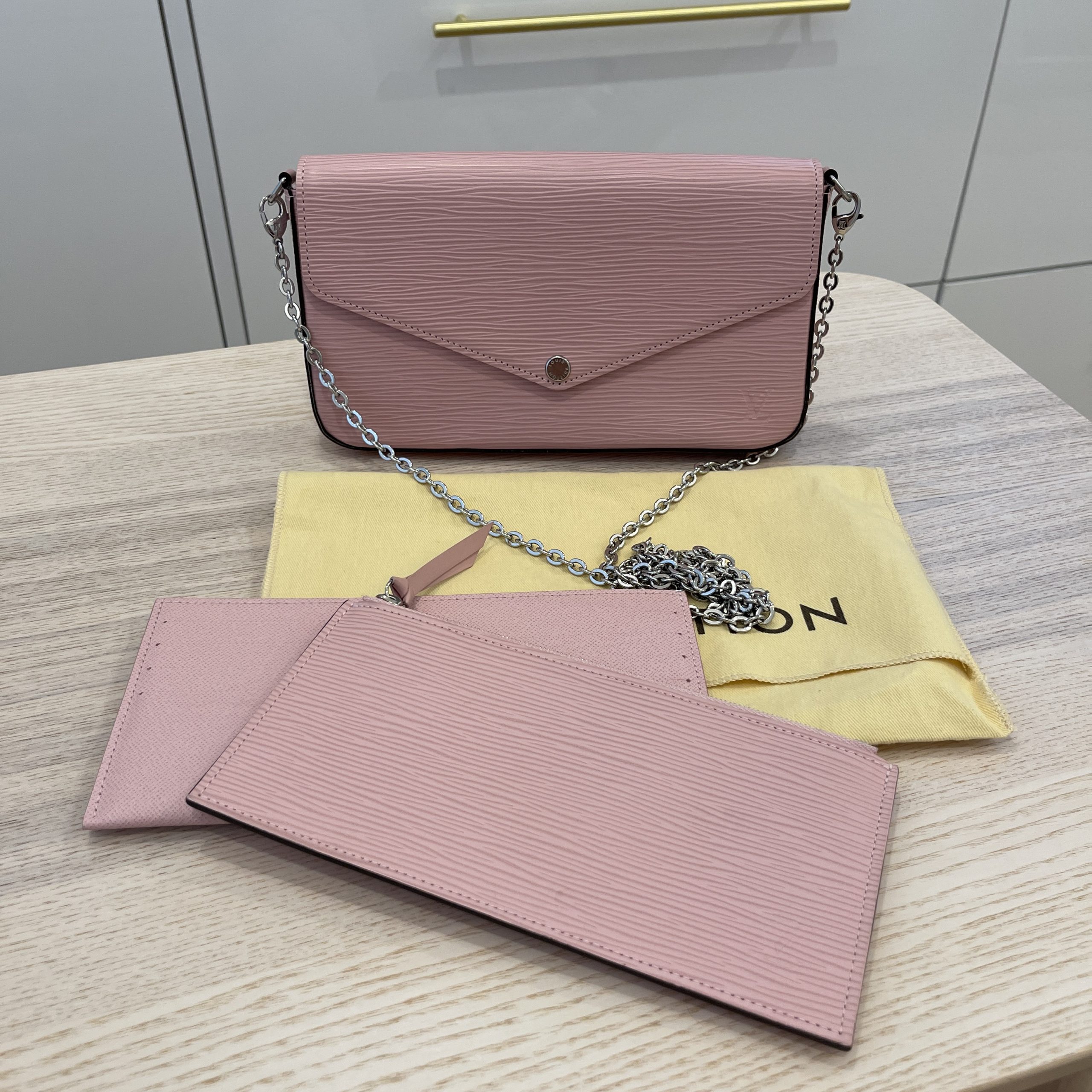 Louis vuitton pochette felicie rose ballerine outlet