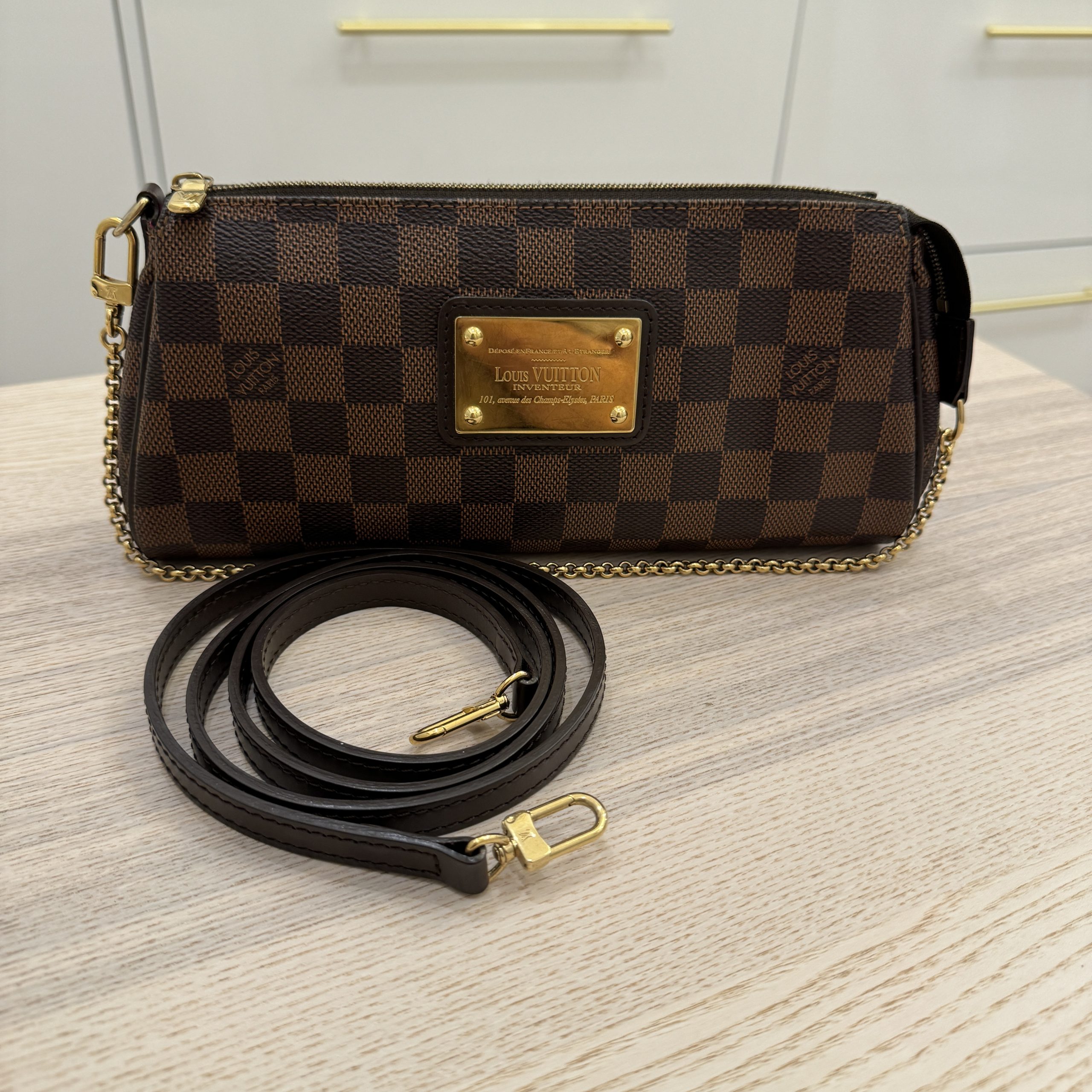 Louis Vuitton Damier Ebene Eva