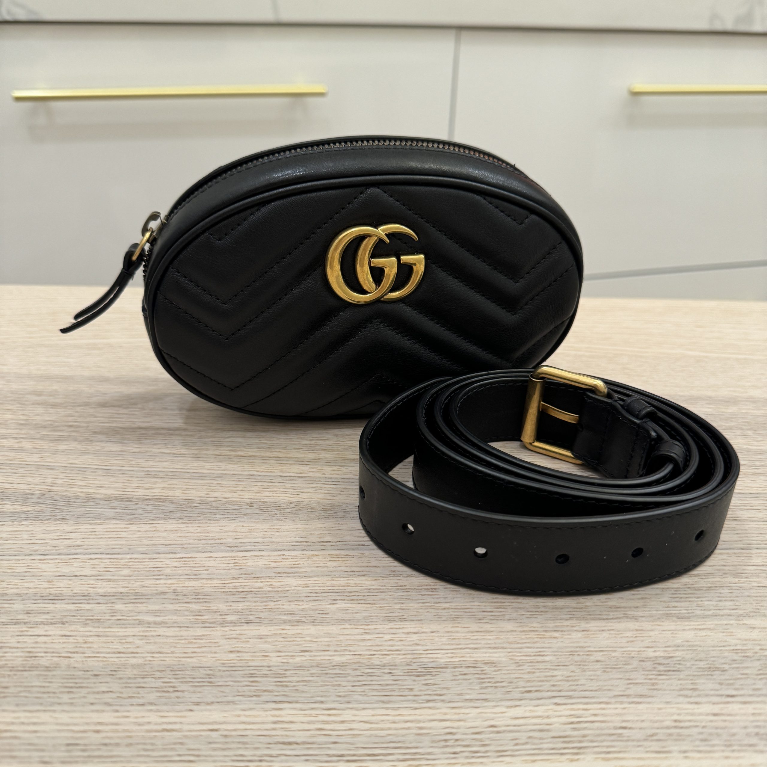 Gucci Marmont belt bag black - Fablle