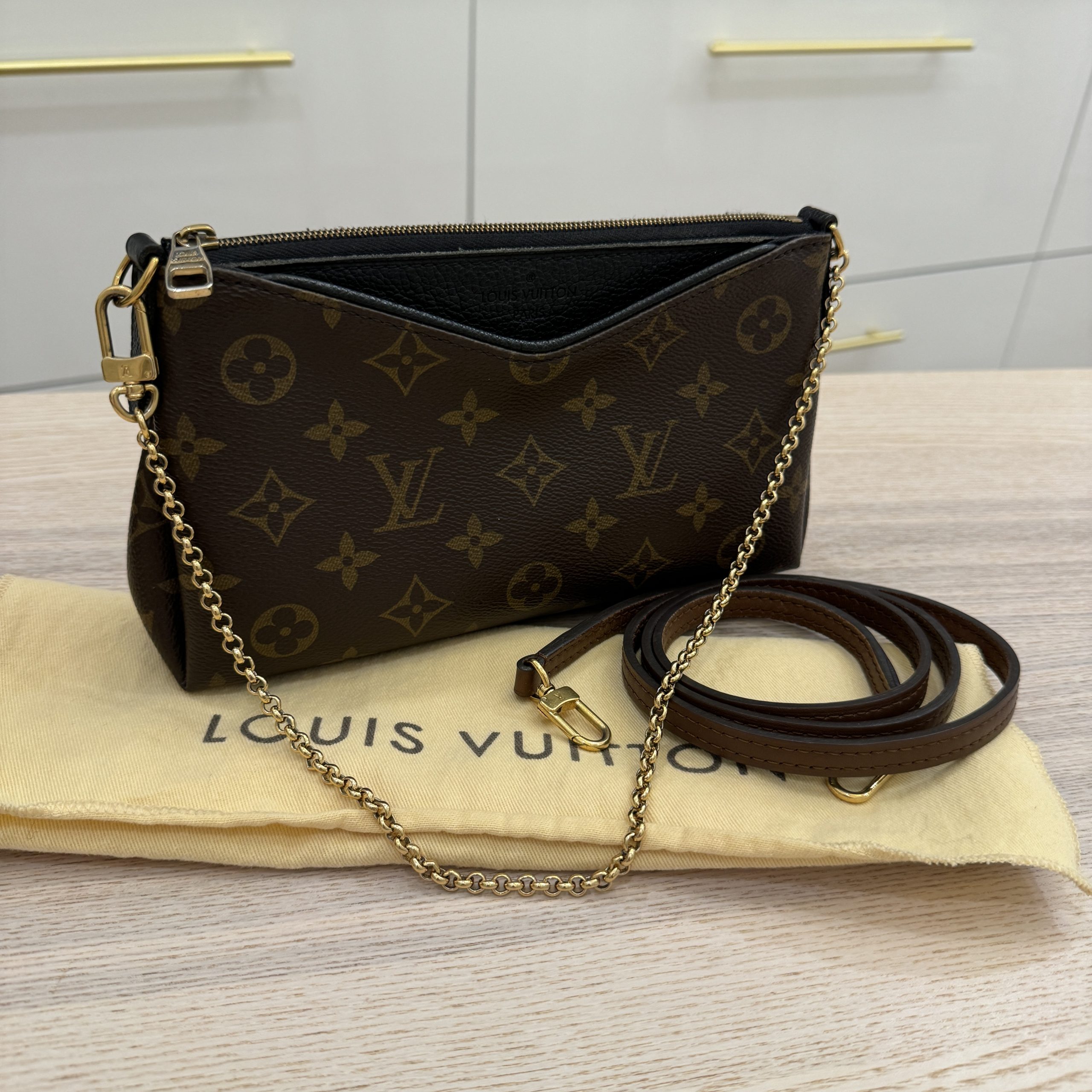 Louis-Vuitton Monogram Pallas Clutch