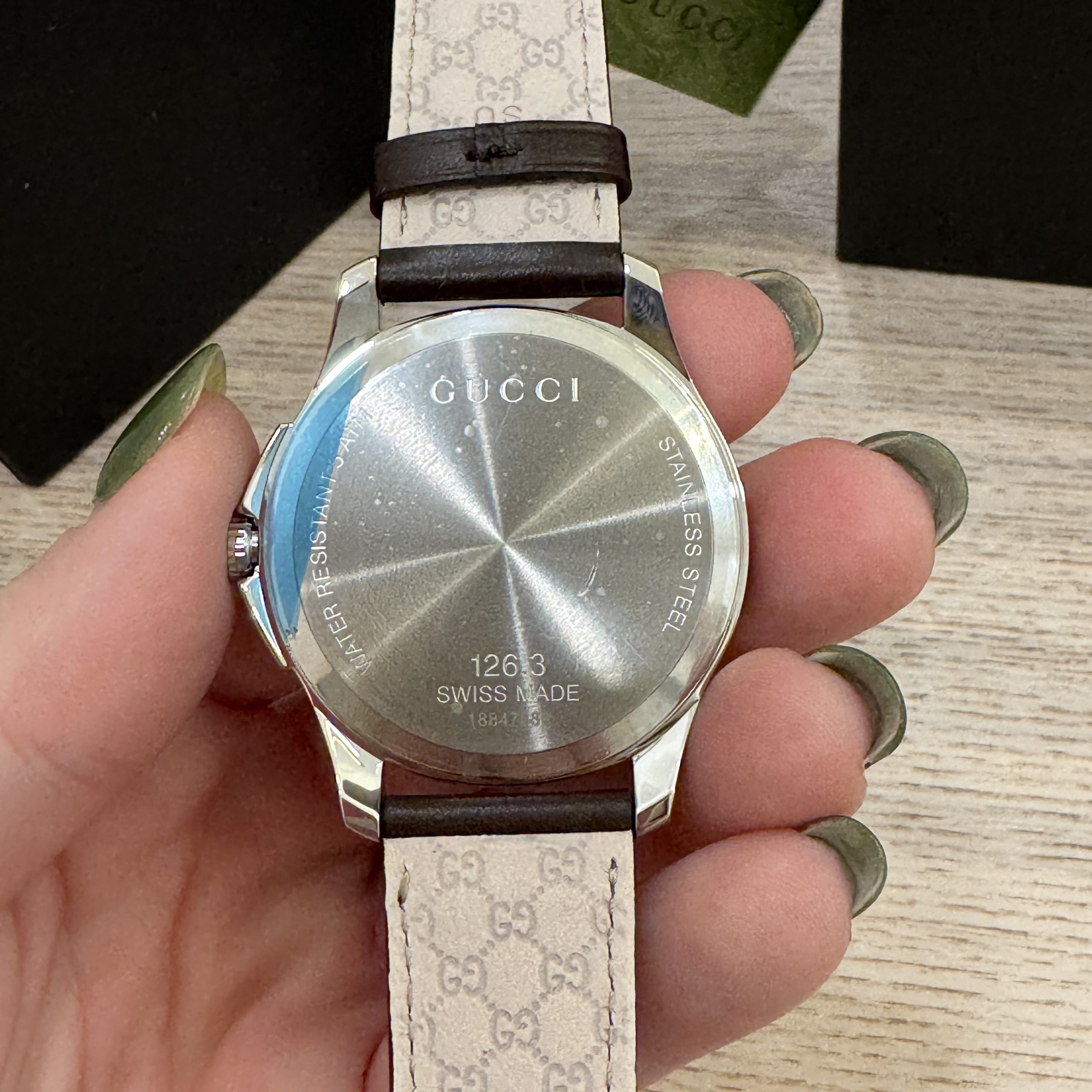 Gucci Unisex YA126318 G Timeless Brown Leather Watch