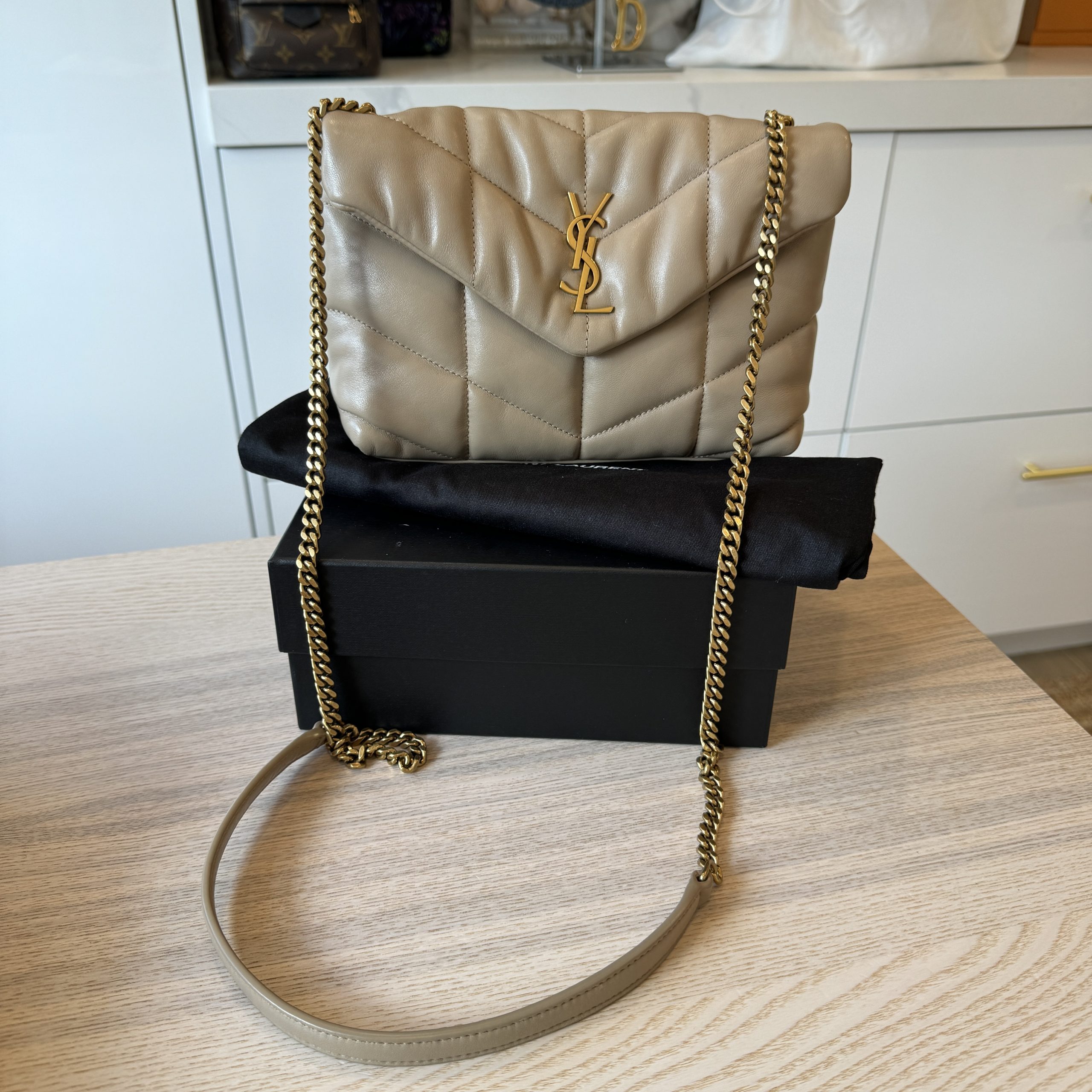 Yves Saint Laurent Le Monogramme Top Handle Shoulder Bag Authenticated By  Lxr