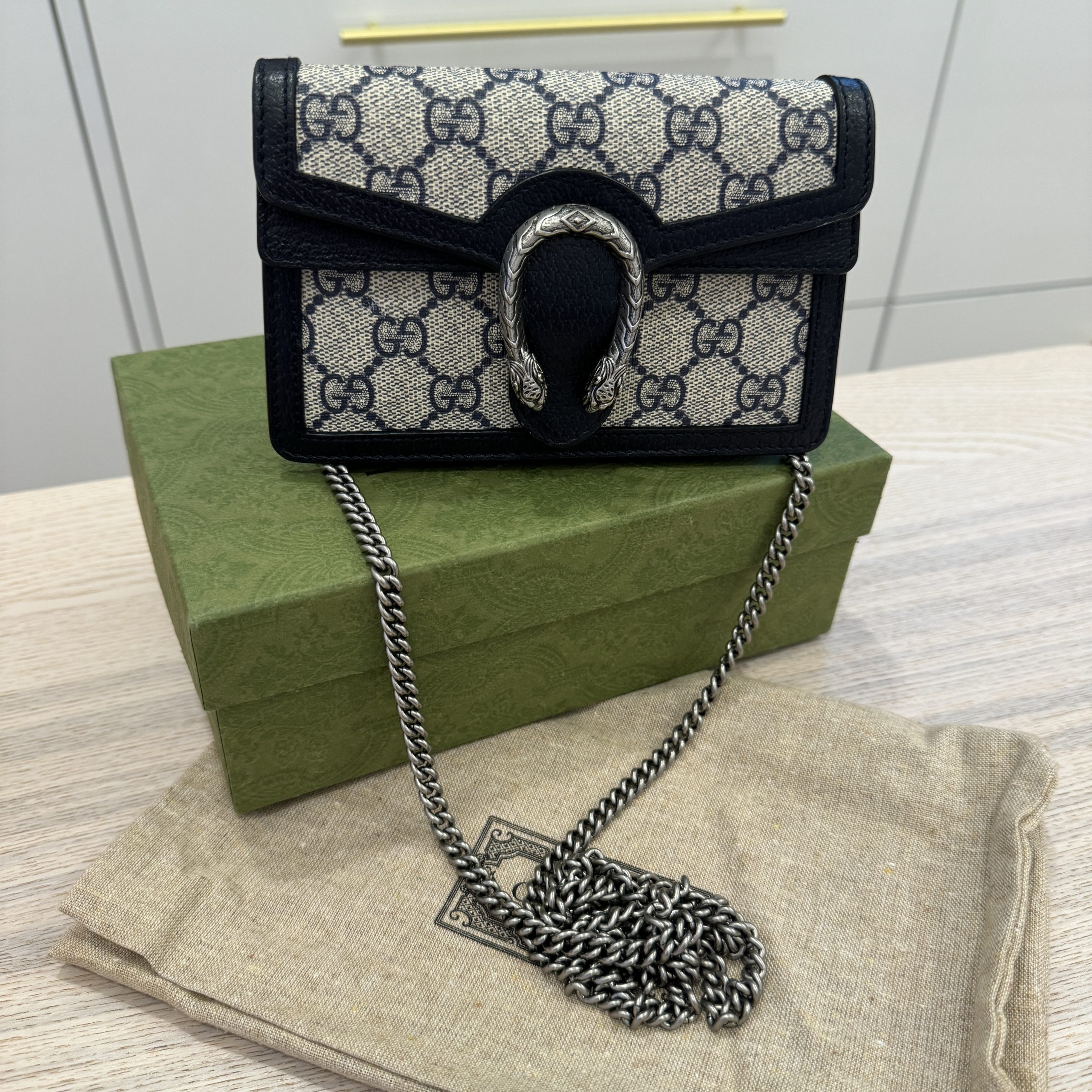 Gucci dionysus hotsell mini supreme