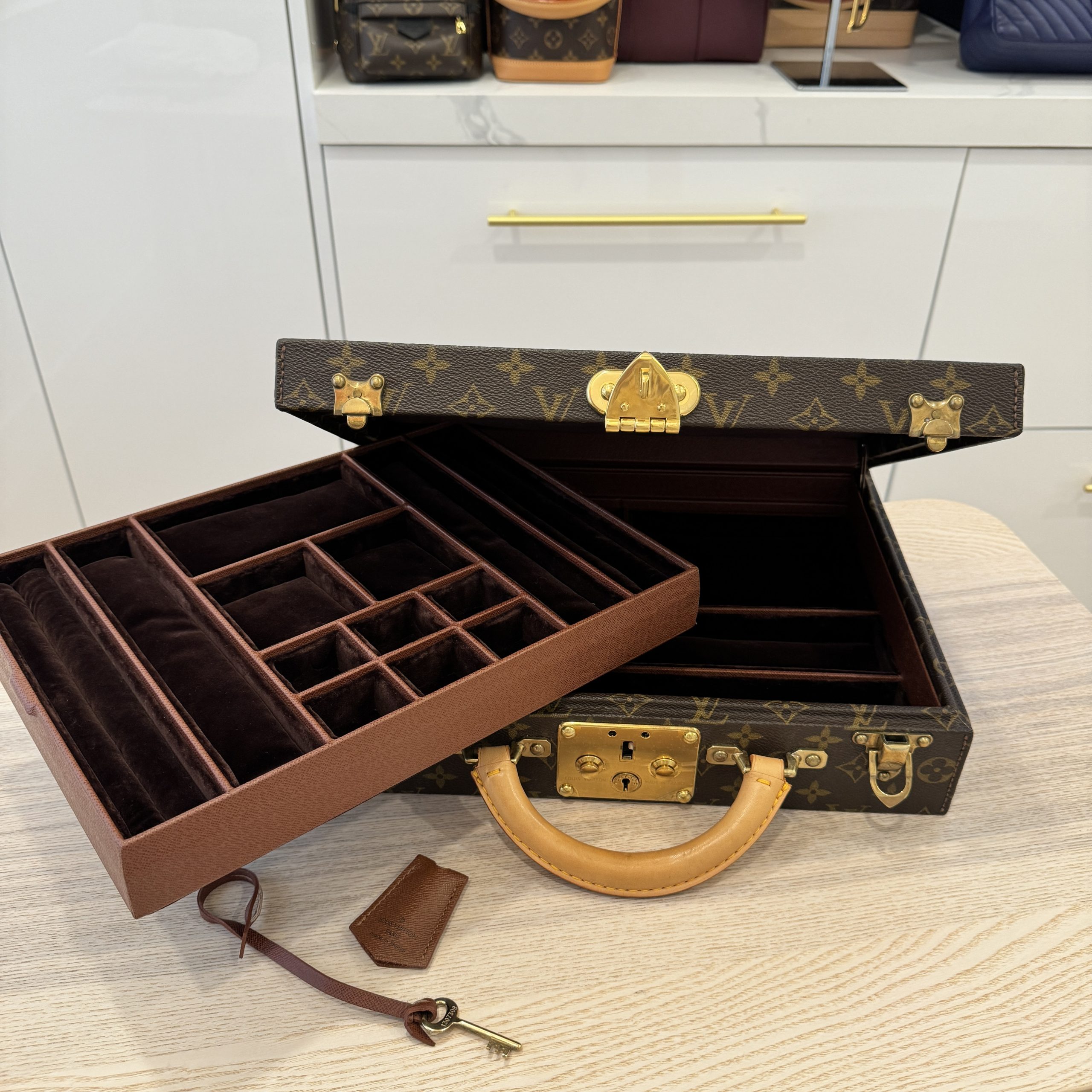 Louis Vuitton Jewelry Case Monogram