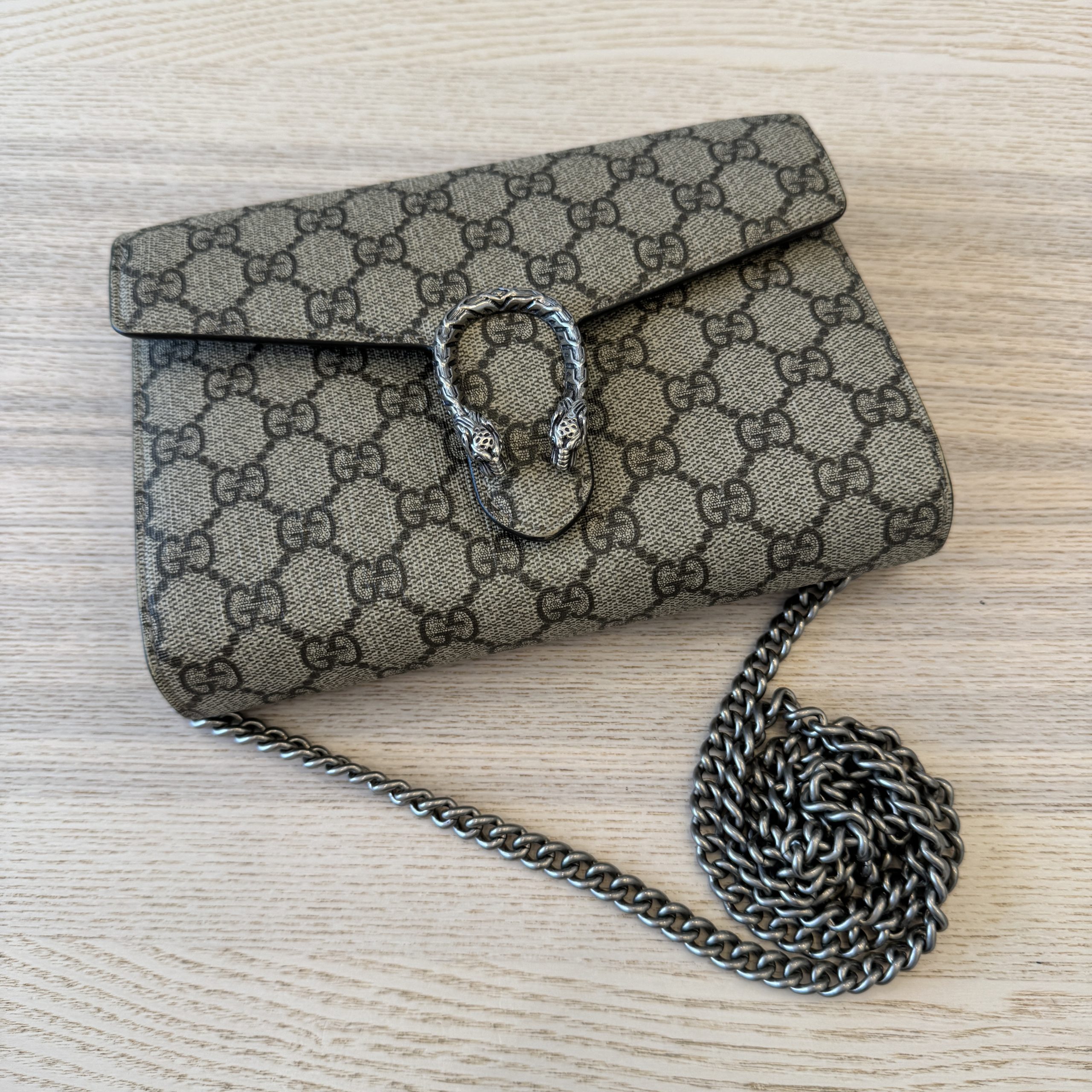 Gucci dionysus 2025 chain wallet bag