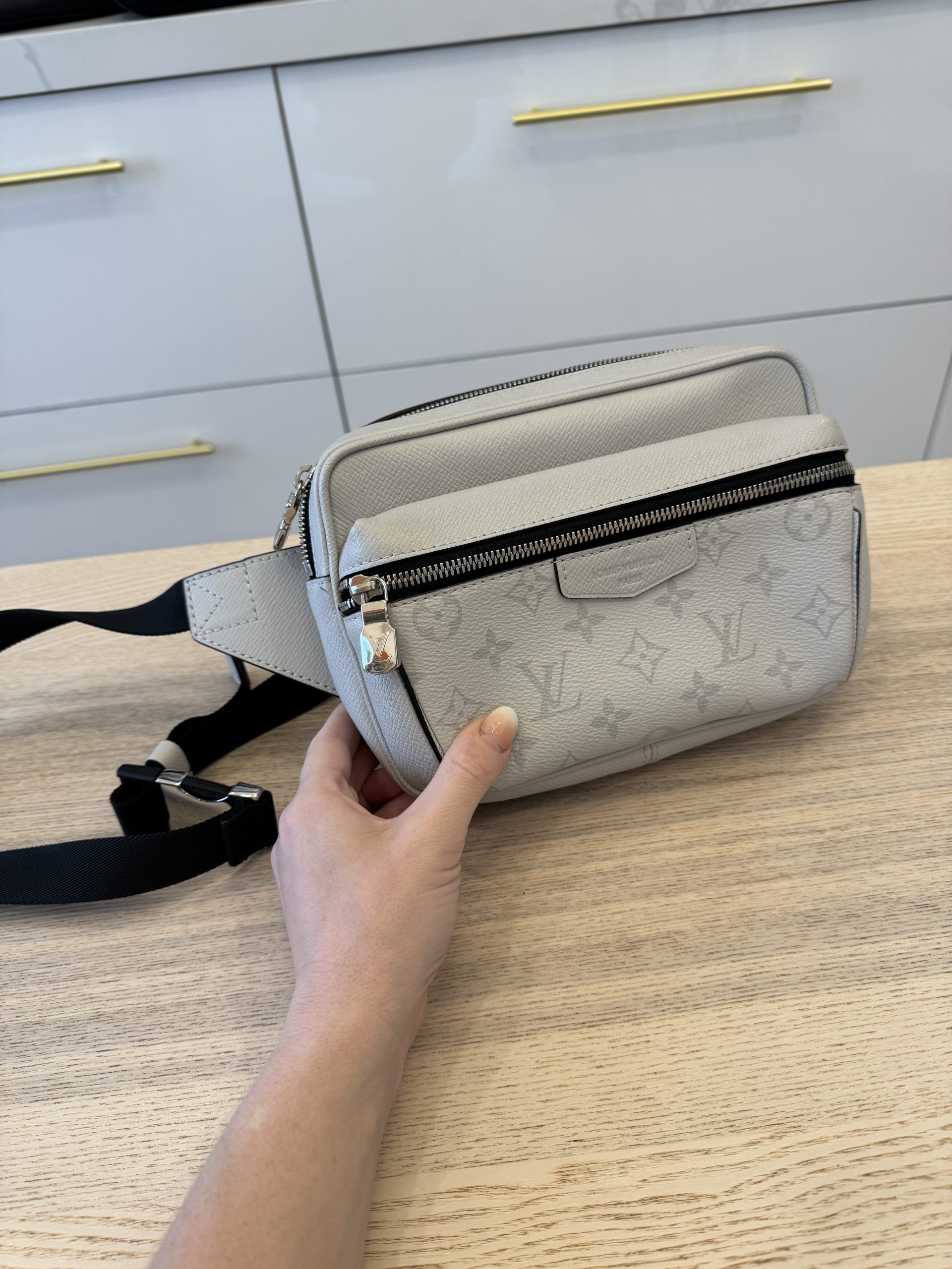 Louis Vuitton Taiga Monogram Outdoor Bum Bag Belt Bag