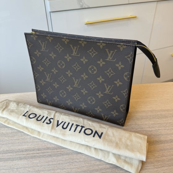 Louis Vuitton Limited Edition Damier Ebene Toiletry 26