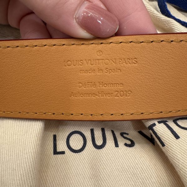 Louis Vuitton Monogram S Lock Belt Pouch MM - Image 12