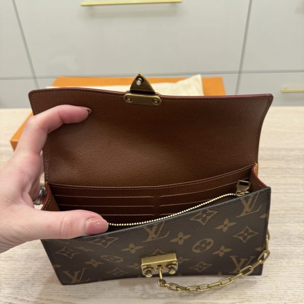 Louis Vuitton Monogram S Lock Belt Pouch MM - Image 5