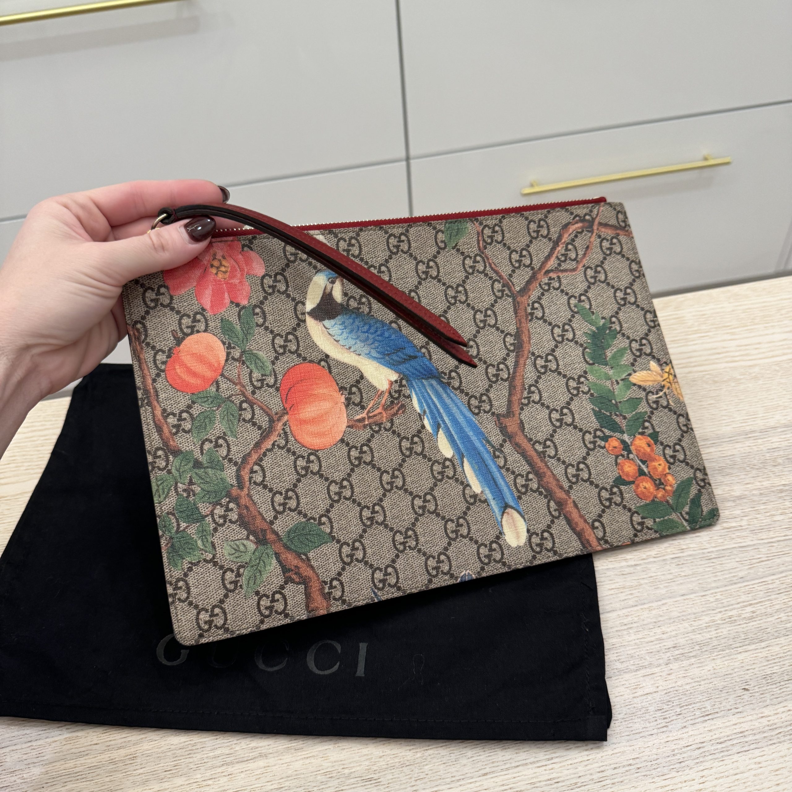 Gucci tian pouch outlet