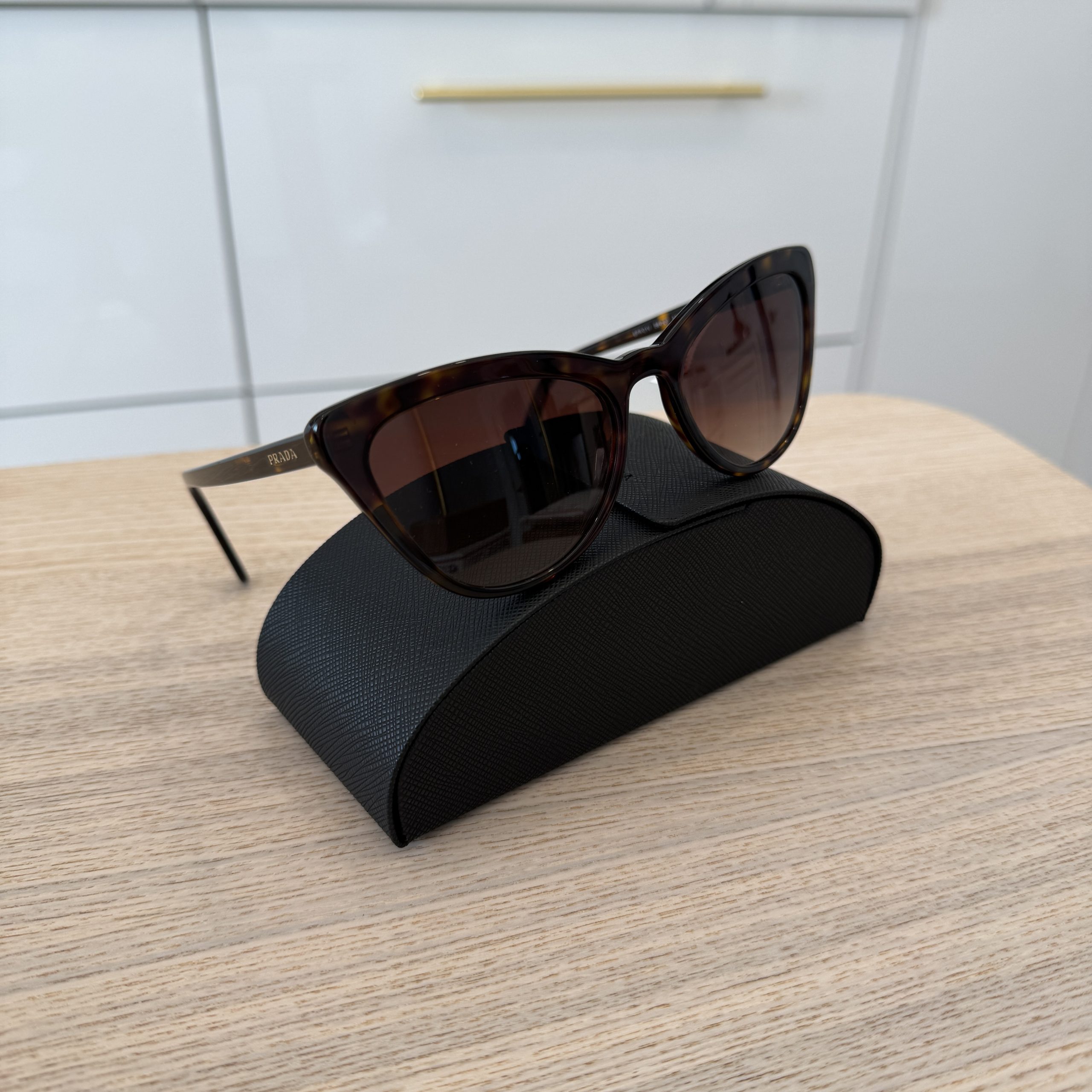Prada cat eye sunglasses tortoise sales