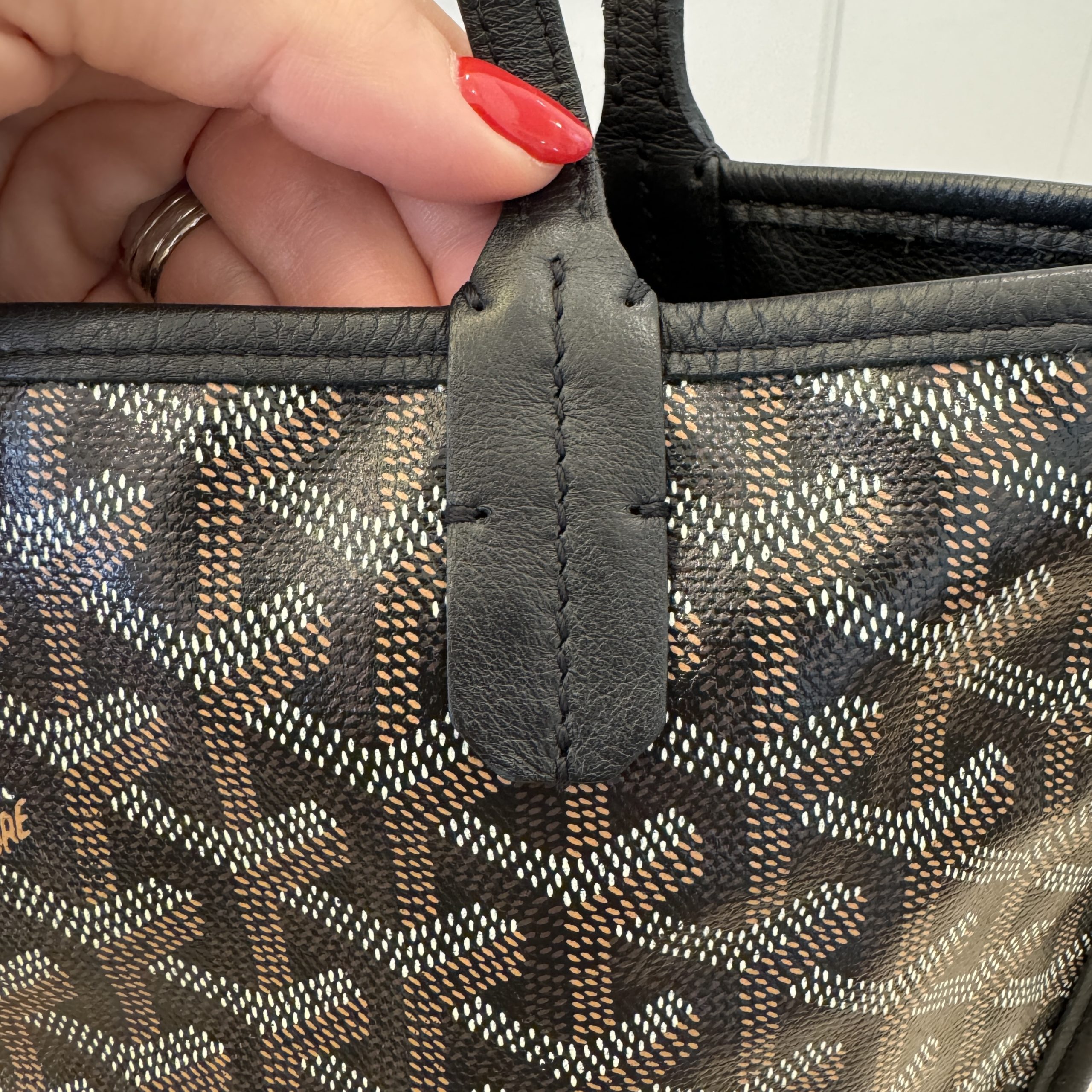 Goyard✳︎ ゴヤドミニアンジュブラックタン NEW Goyard Mini Anjou Black and Tan Bag Tote Double Sided