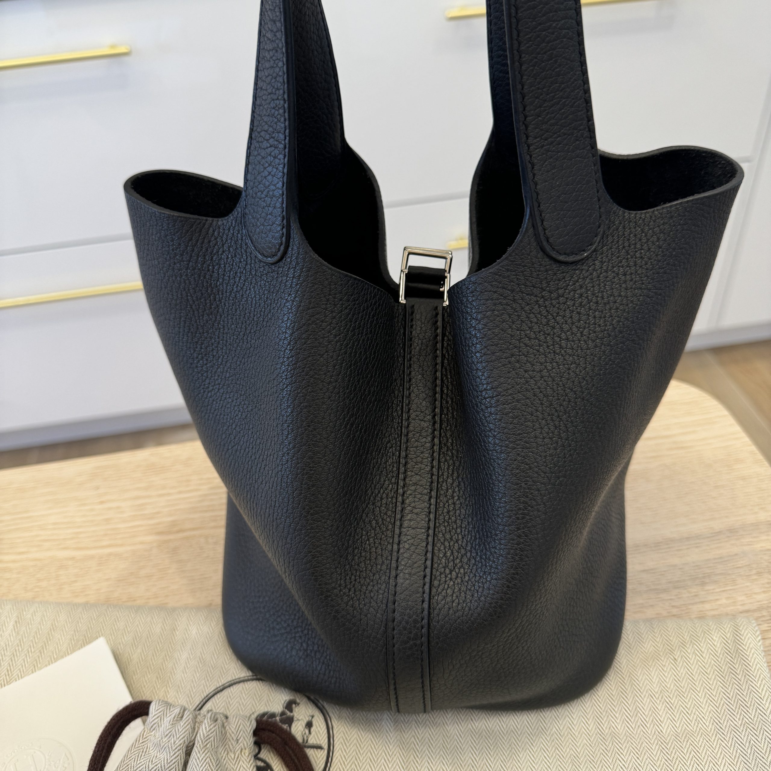 希少【HERMES】ブラック レザー PICOTIN LOCK 22 ハンドバッグ 楽天市場】エルメス ピコタン Picotin Lock MM 22 ピコタン