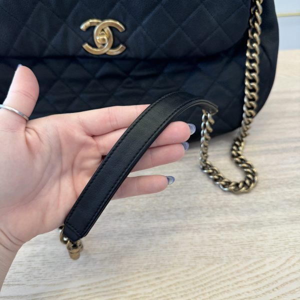 Chanel Country Chic Flap Messenger Bag Quilted Caviar Large Black Antique Gold Hardware - Image 15