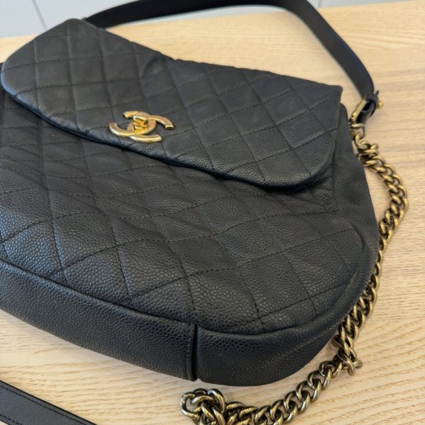 Chanel Country Chic Flap Messenger Bag Quilted Caviar Large Black Antique Gold Hardware - Image 12