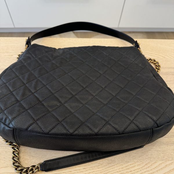 Chanel Country Chic Flap Messenger Bag Quilted Caviar Large Black Antique Gold Hardware - Image 9
