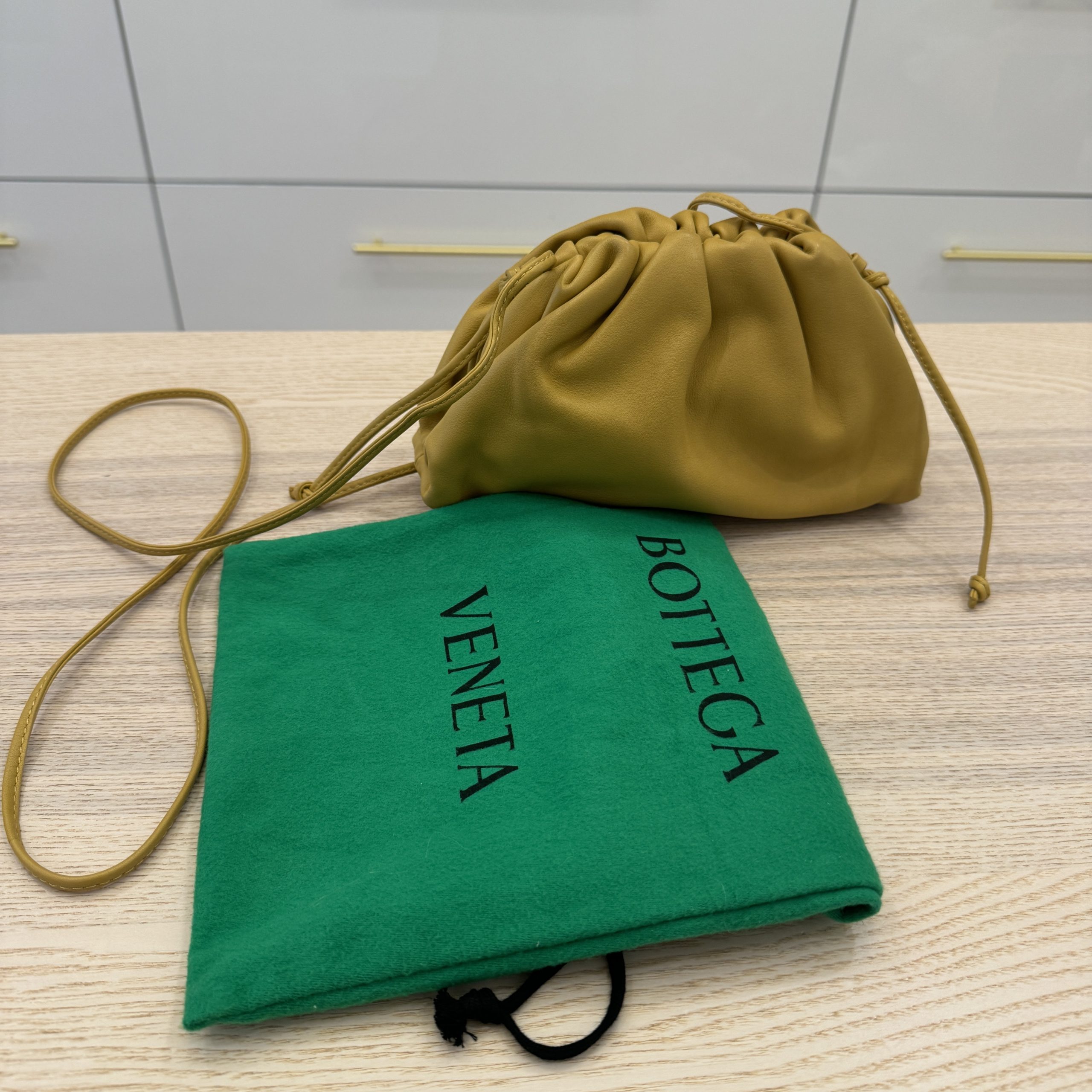 Mini pouch bottega veneta sales